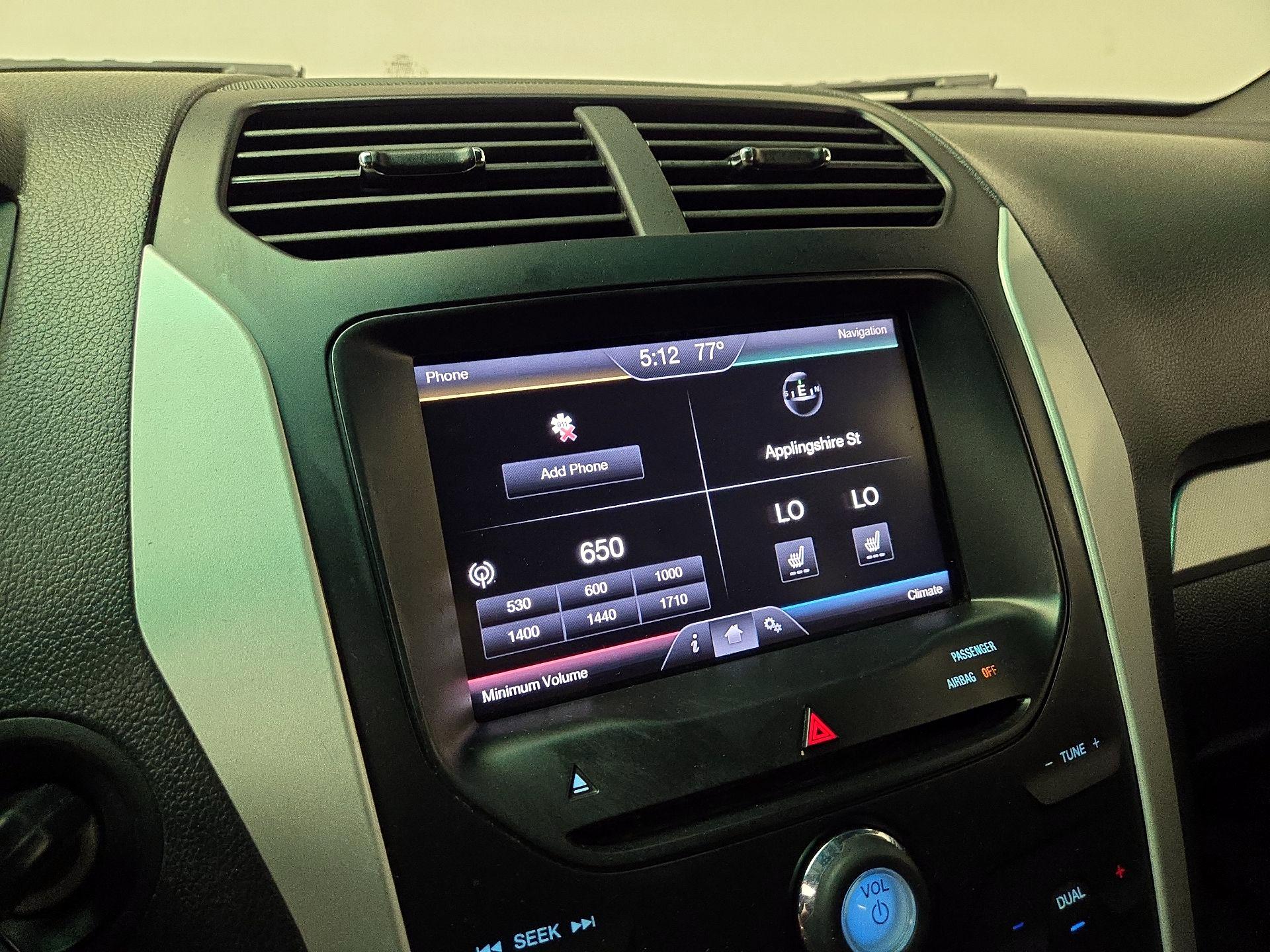 Thumbnail: 2015 Ford Explorer - 16