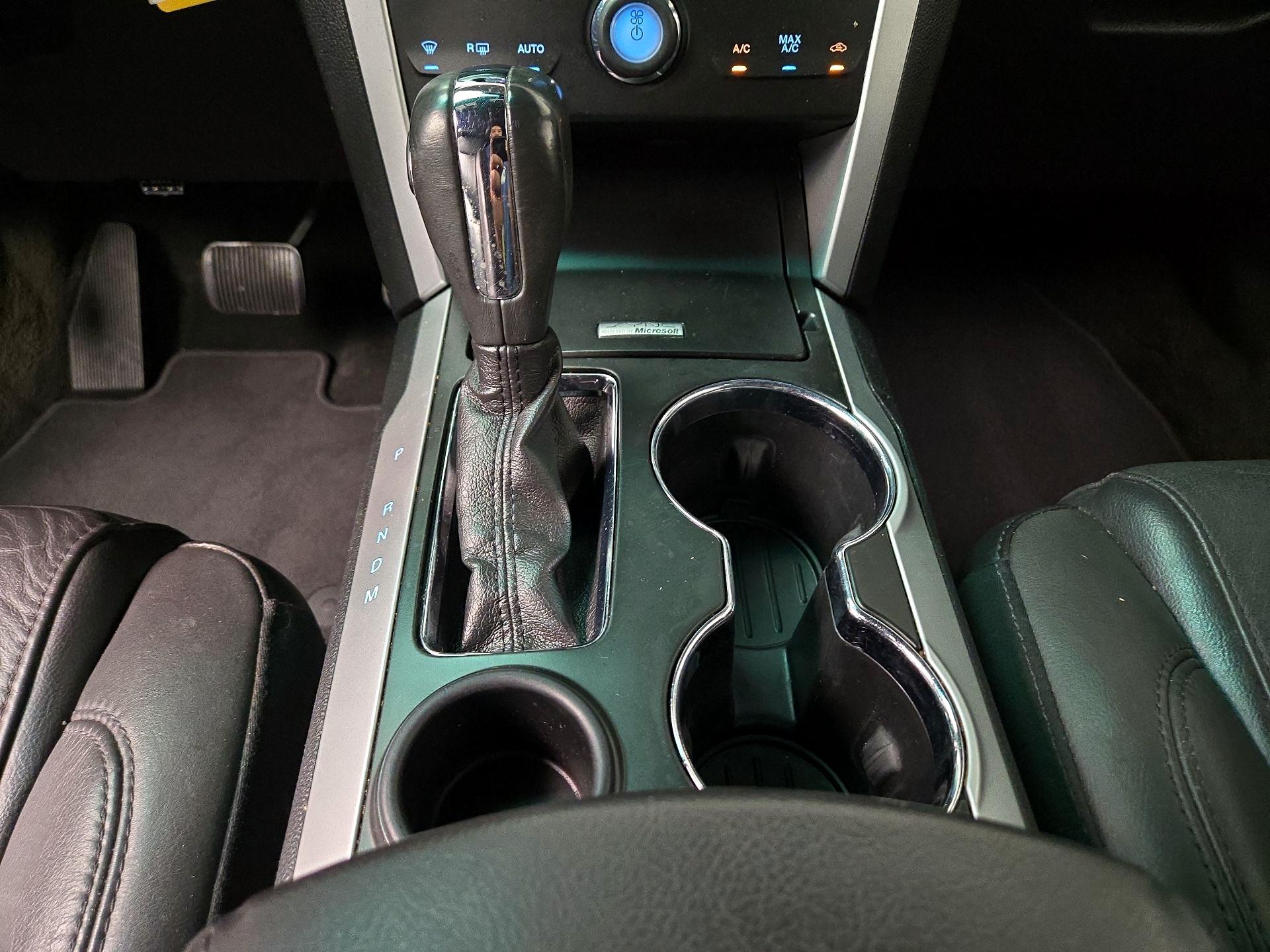 Thumbnail: 2015 Ford Explorer - 18