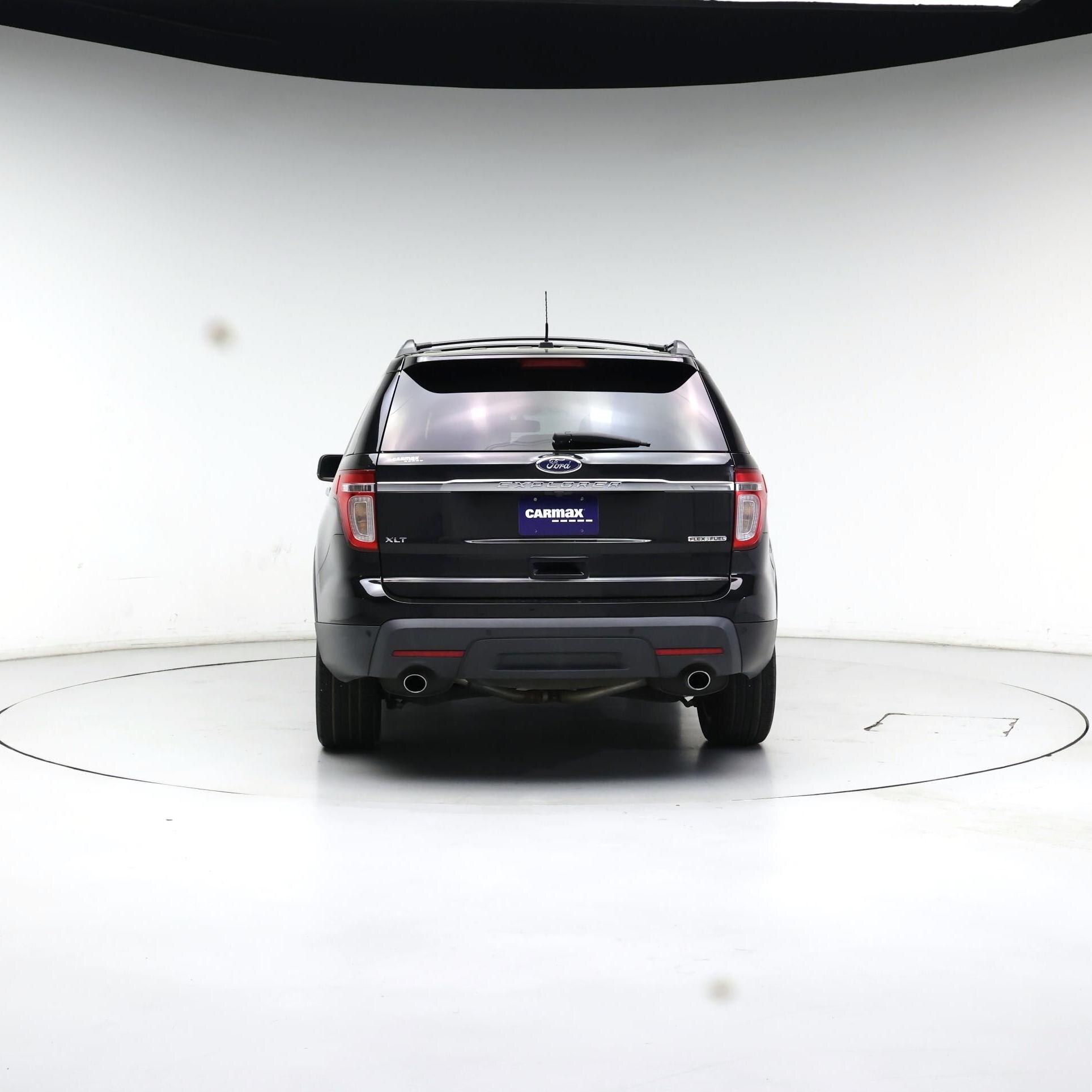 Thumbnail: 2015 Ford Explorer - 6