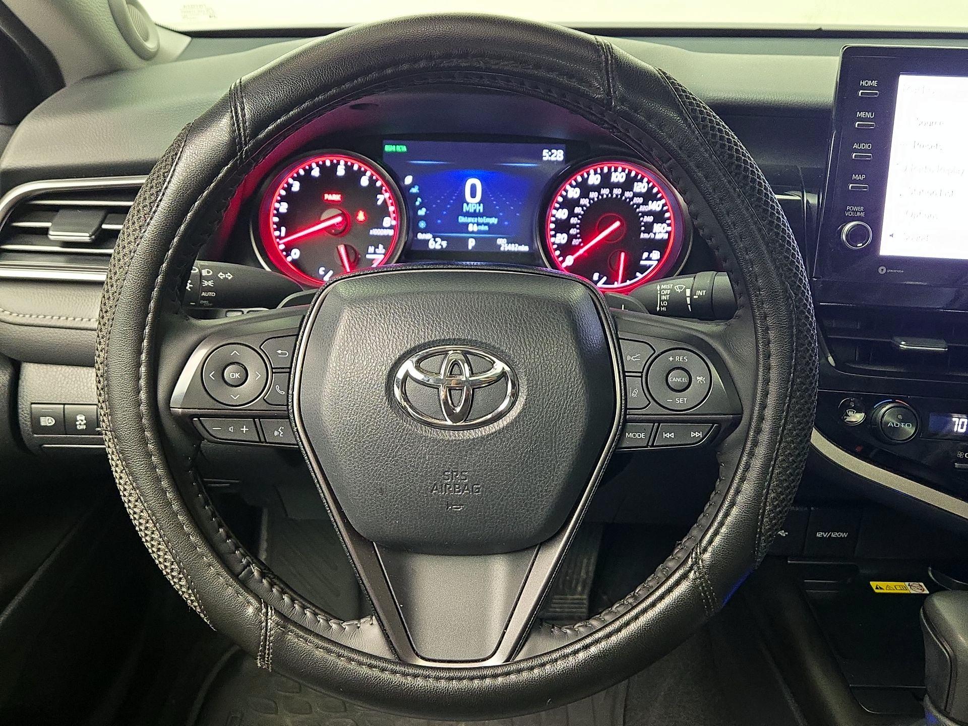 Thumbnail: 2024 Toyota Camry - 10