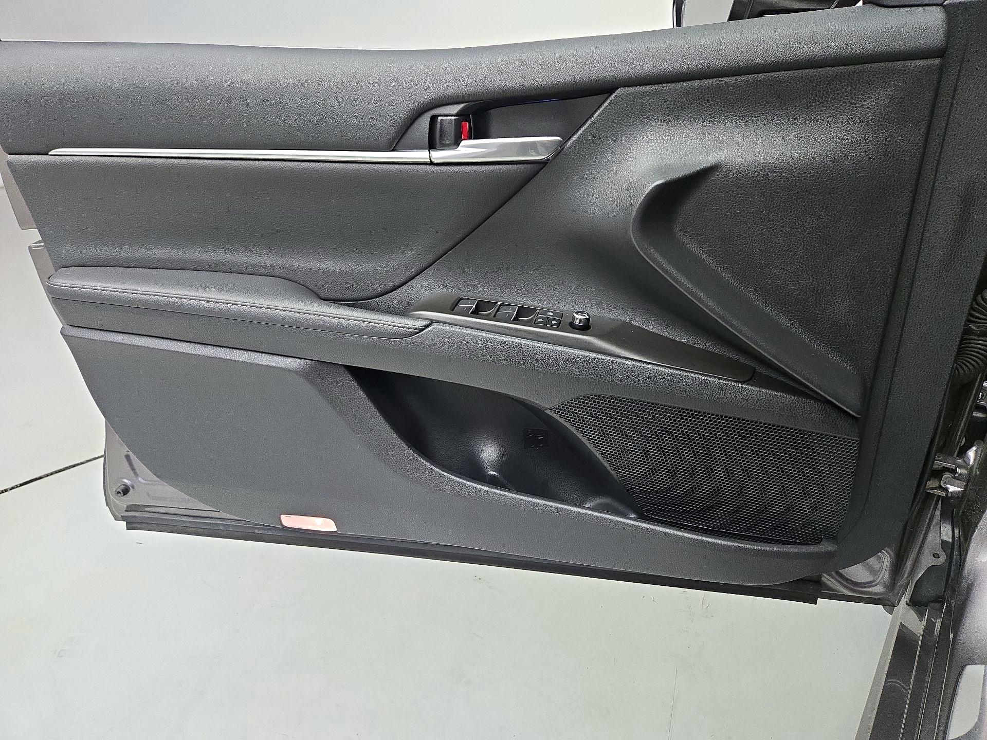 Thumbnail: 2024 Toyota Camry - 12