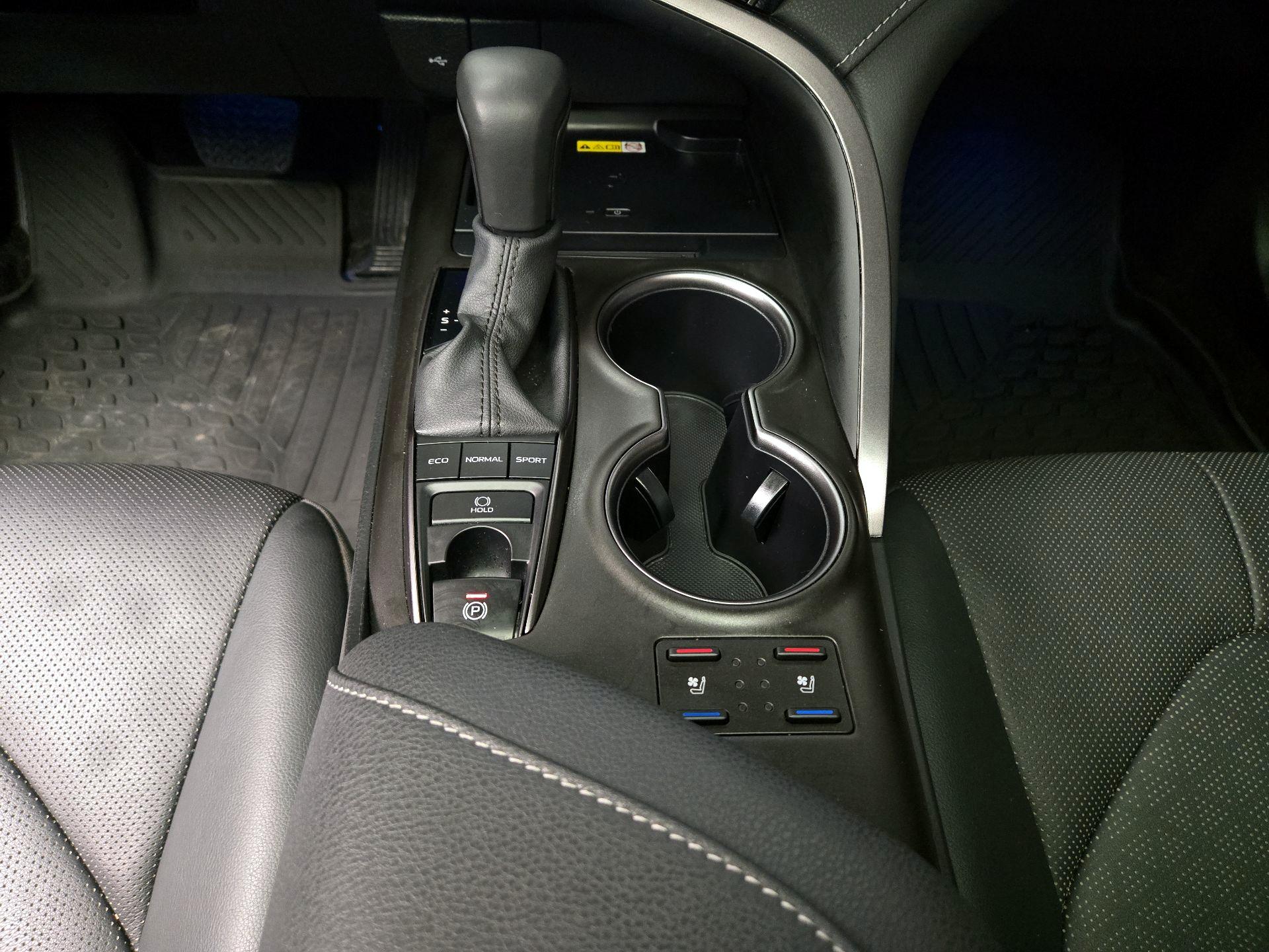 Thumbnail: 2024 Toyota Camry - 18