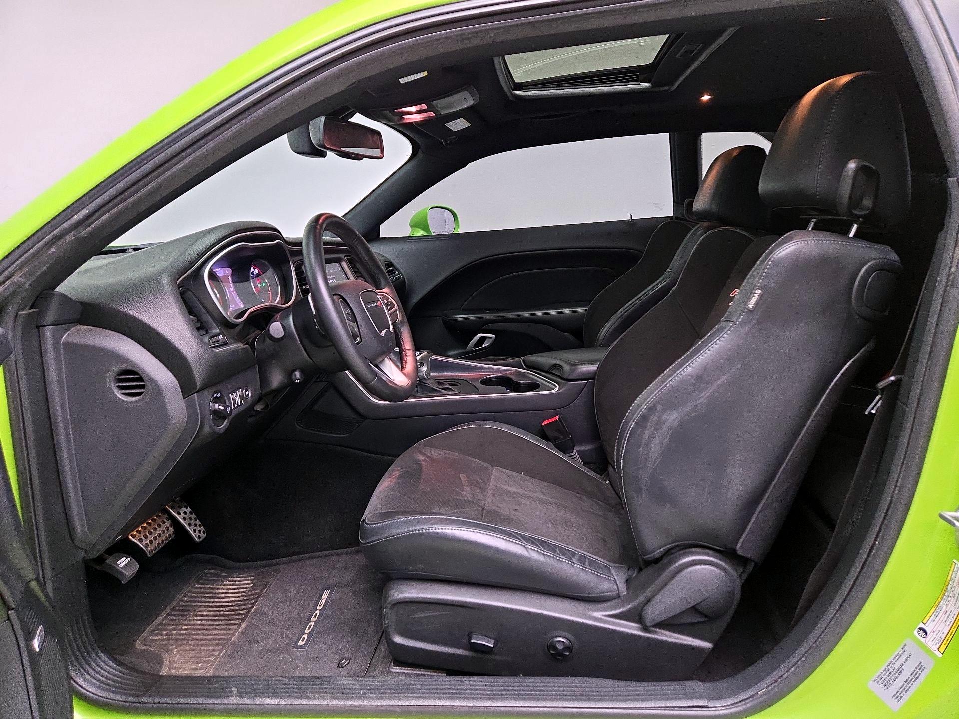 Thumbnail: 2015 Dodge Challenger - 11