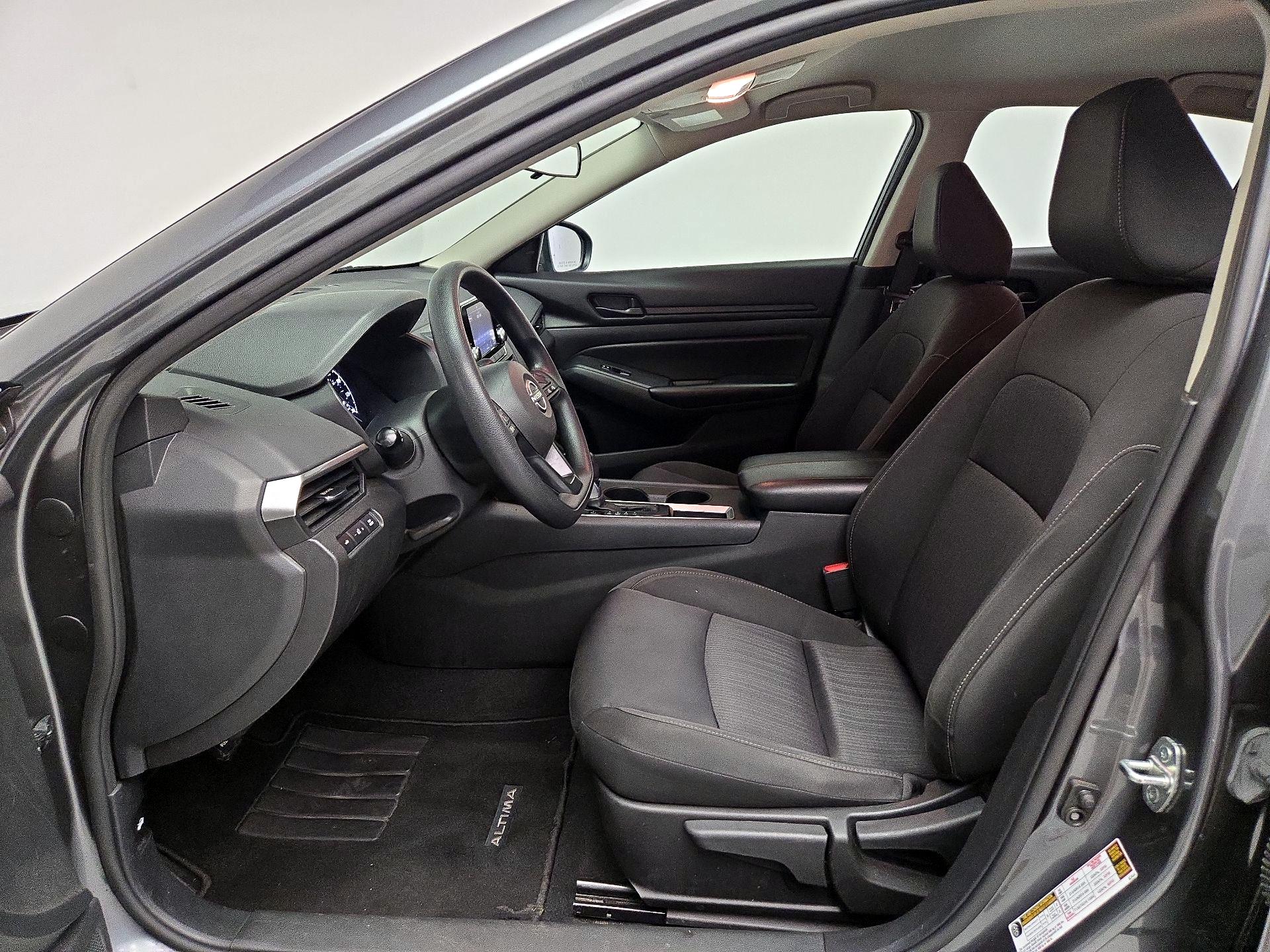 Thumbnail: 2023 Nissan Altima - 11