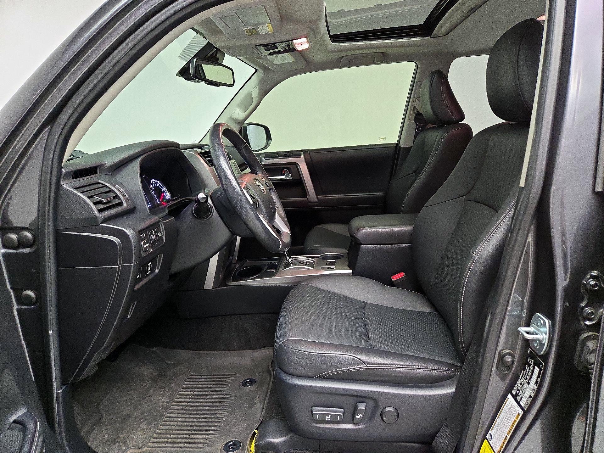 Thumbnail: 2020 Toyota 4Runner - 11