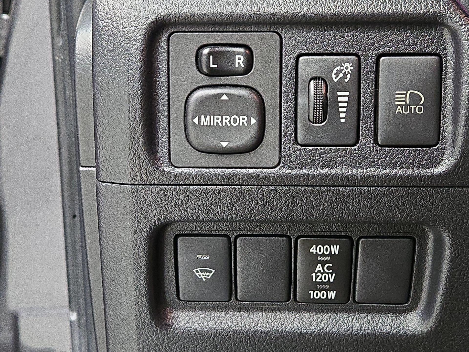 Thumbnail: 2020 Toyota 4Runner - 13