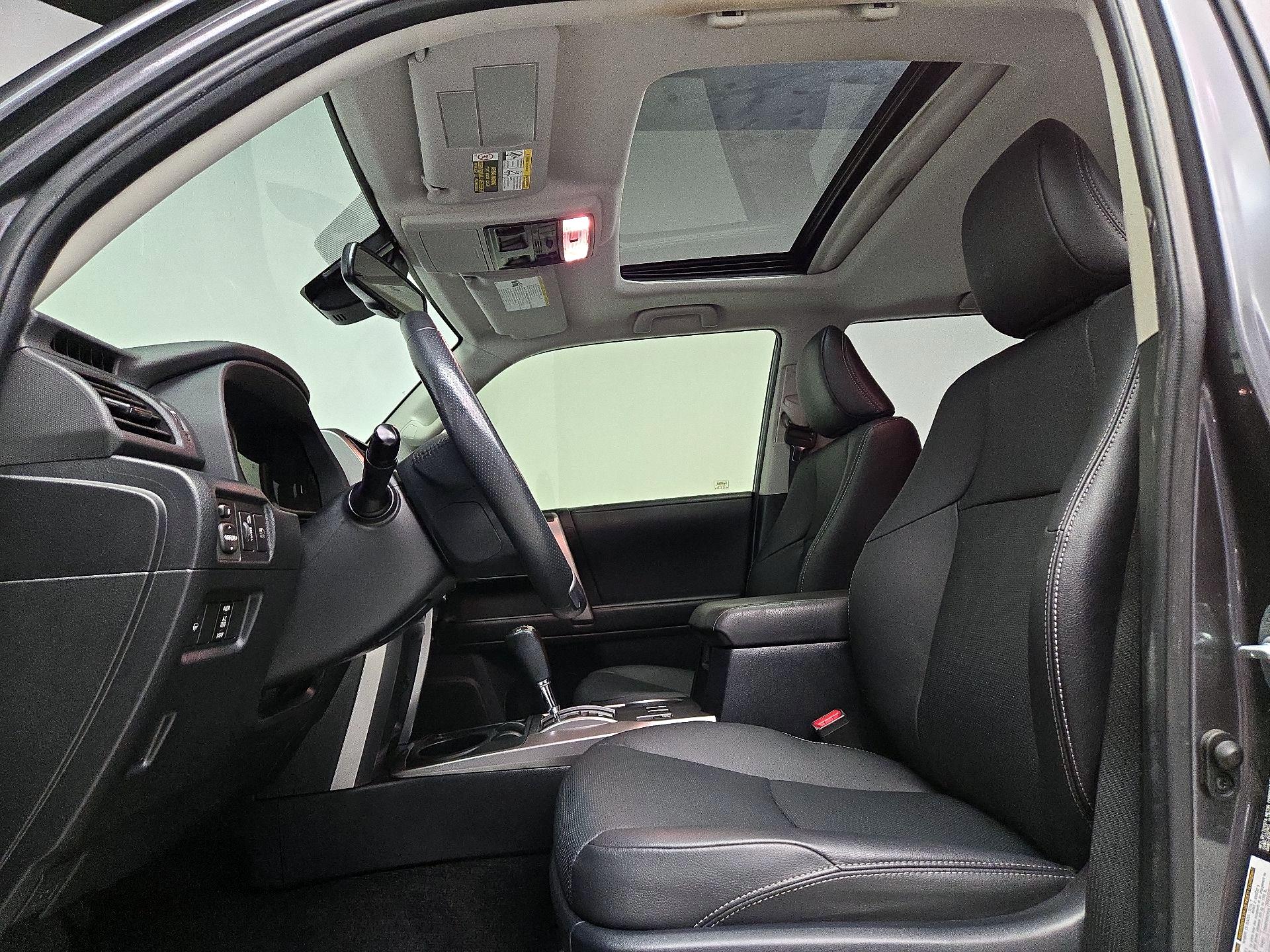 Thumbnail: 2020 Toyota 4Runner - 20