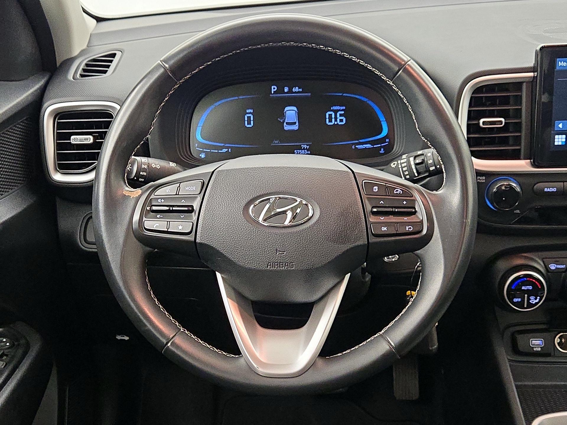 Thumbnail: 2023 Hyundai Venue - 10