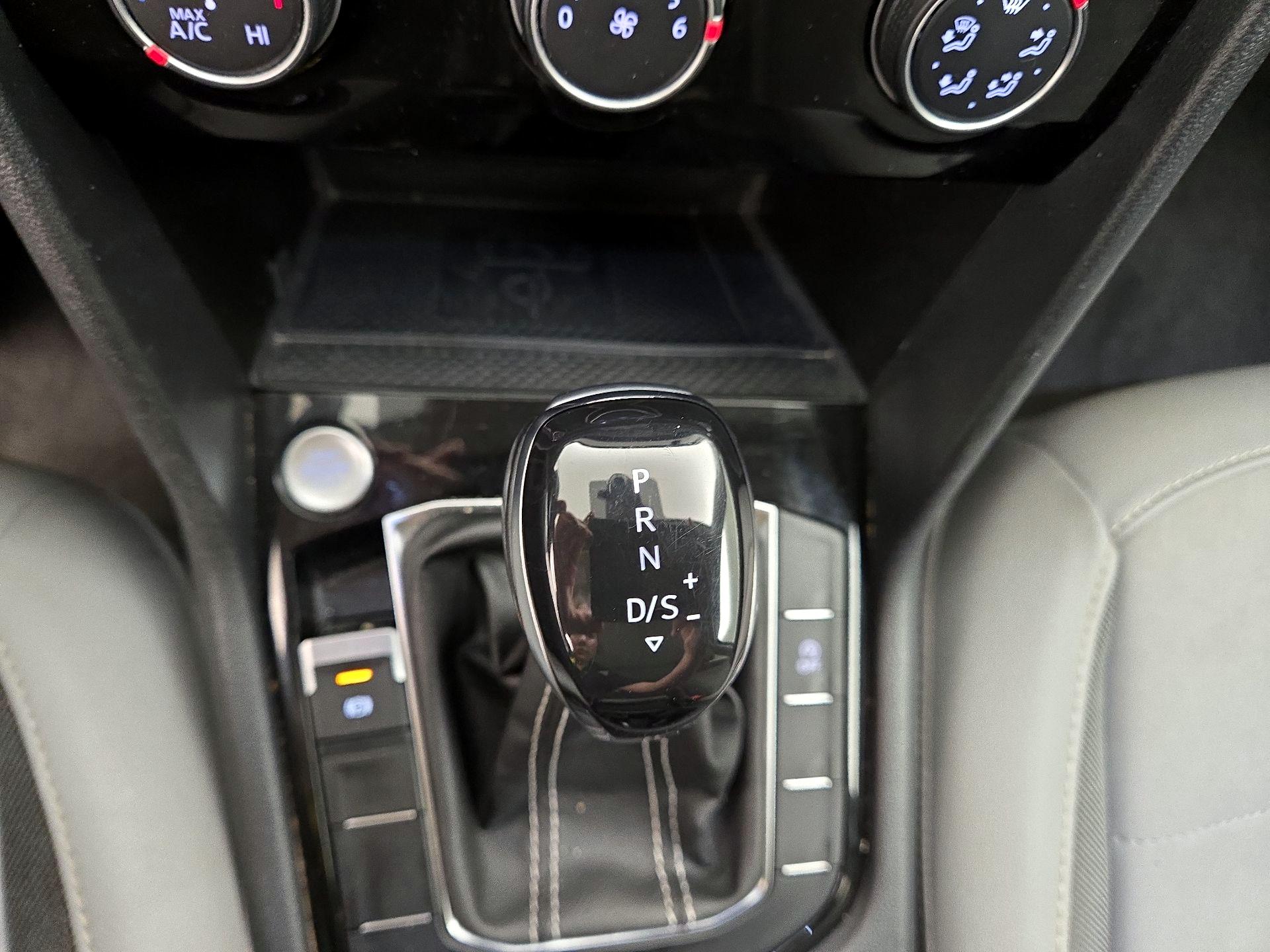 Thumbnail: 2023 Volkswagen Taos - 17