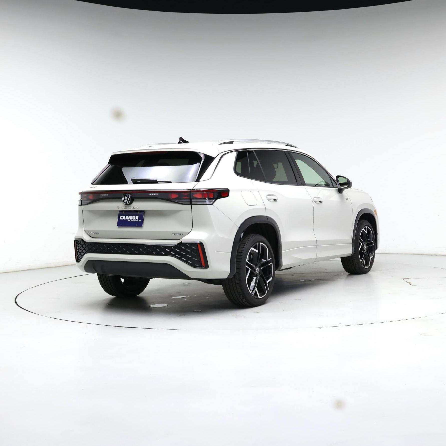 Thumbnail: 2026 Volkswagen Tiguan - 8