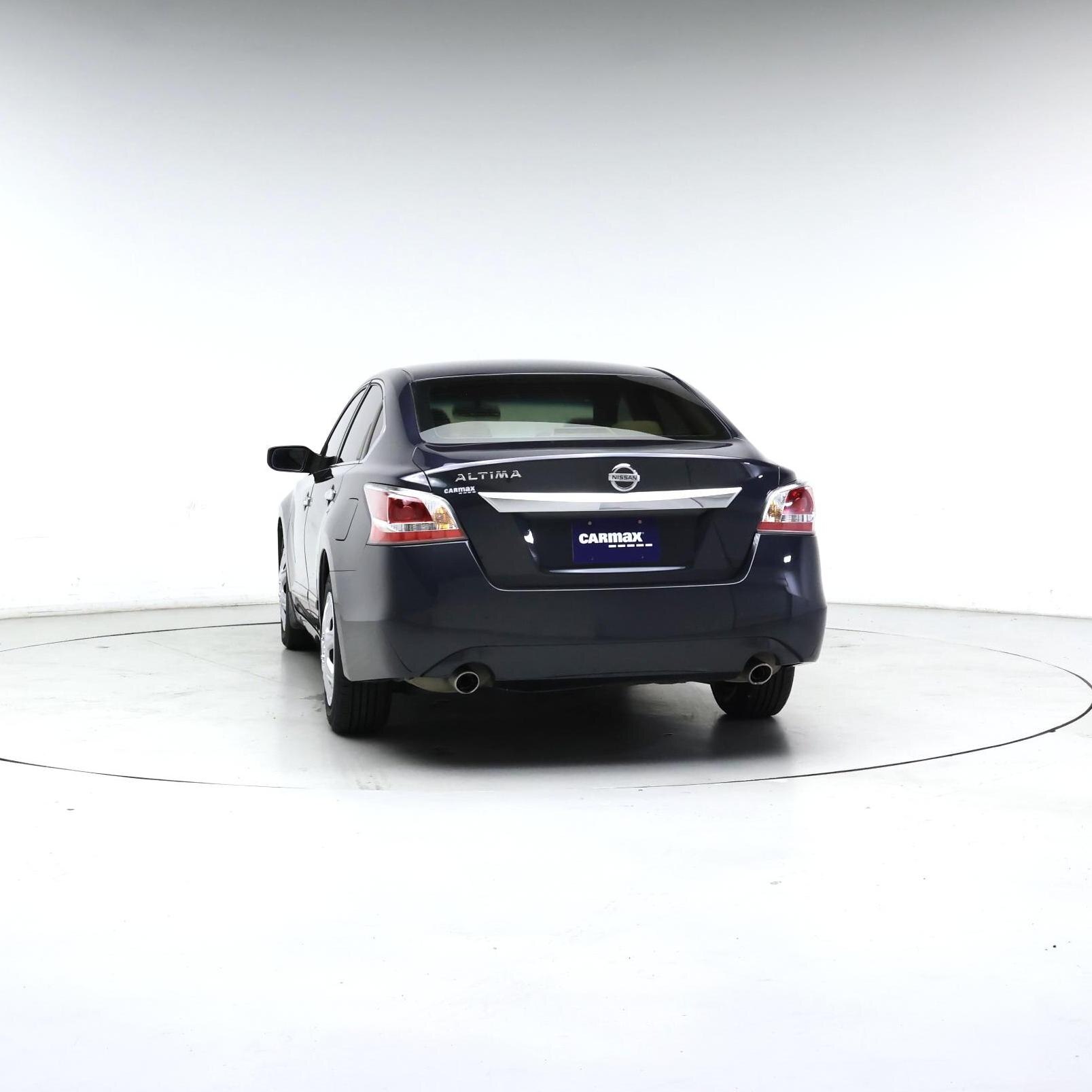 Thumbnail: 2015 Nissan Altima - 4