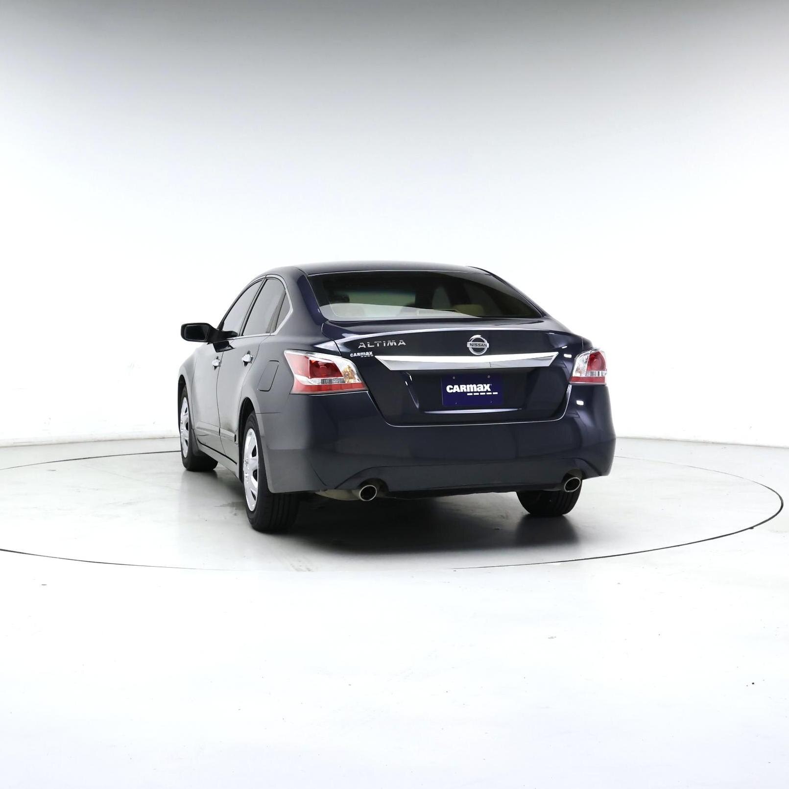 Thumbnail: 2015 Nissan Altima - 8