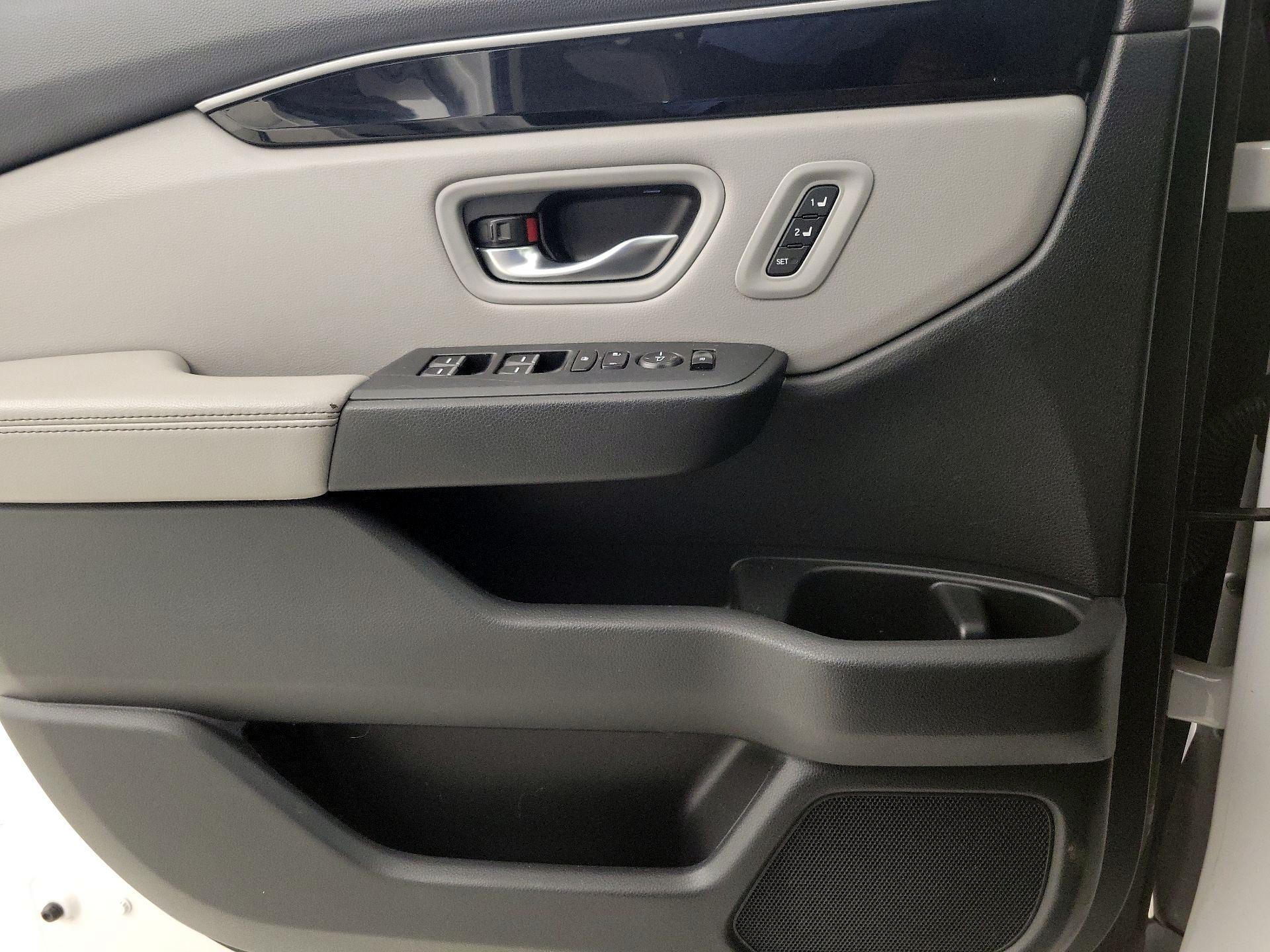Thumbnail: 2023 Honda Pilot - 12