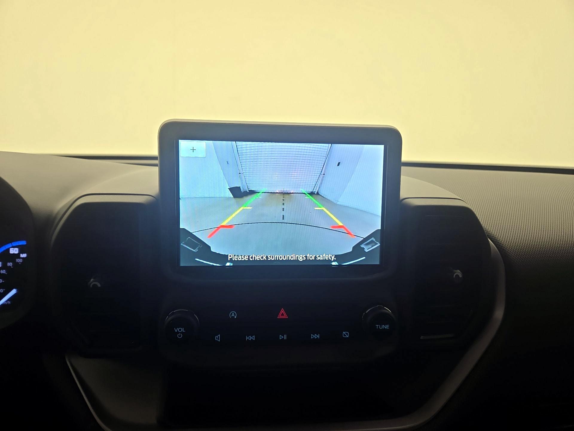 Thumbnail: 2023 Ford Bronco Sport - 14