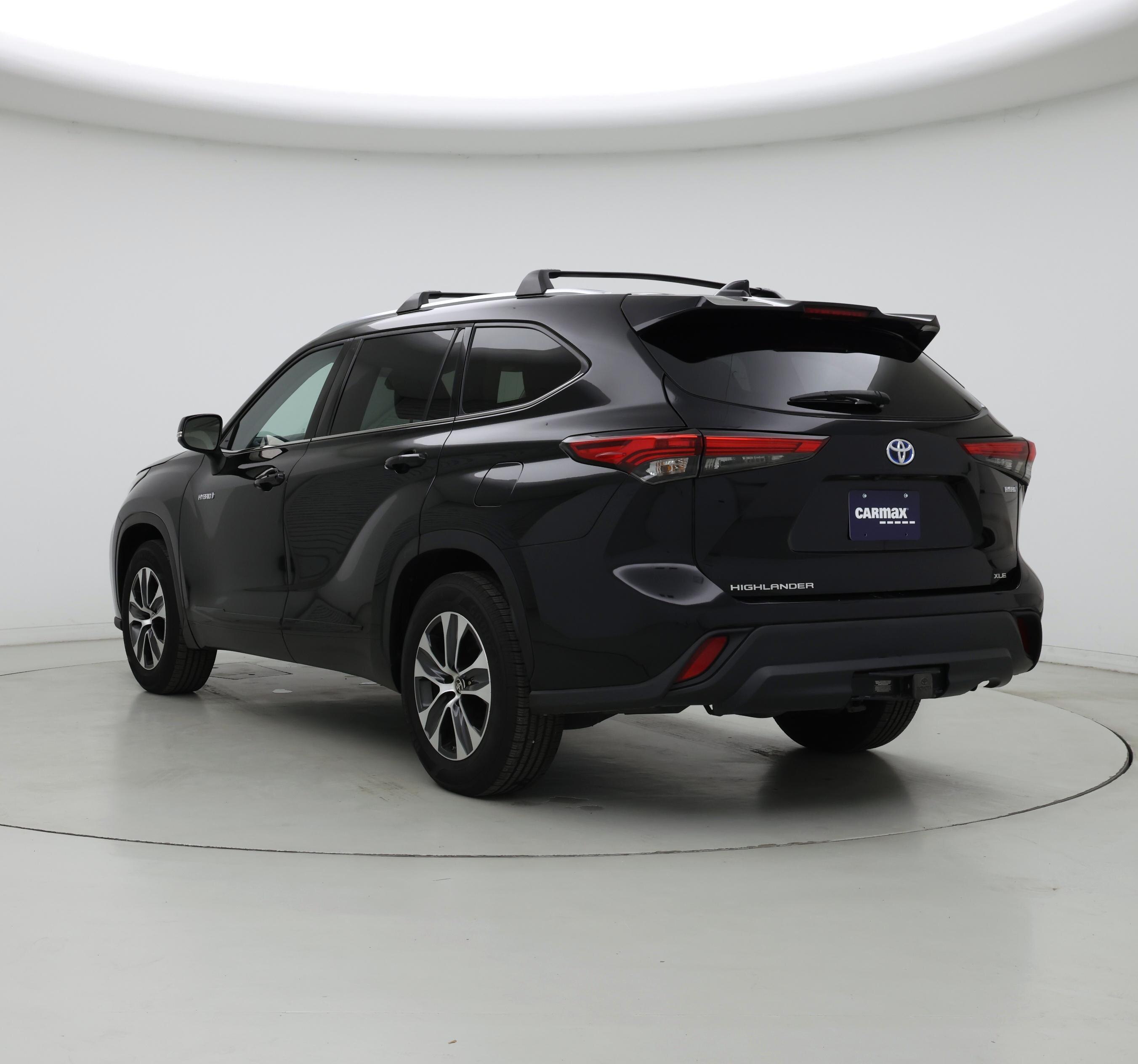 Thumbnail: 2021 Toyota Highlander - 2