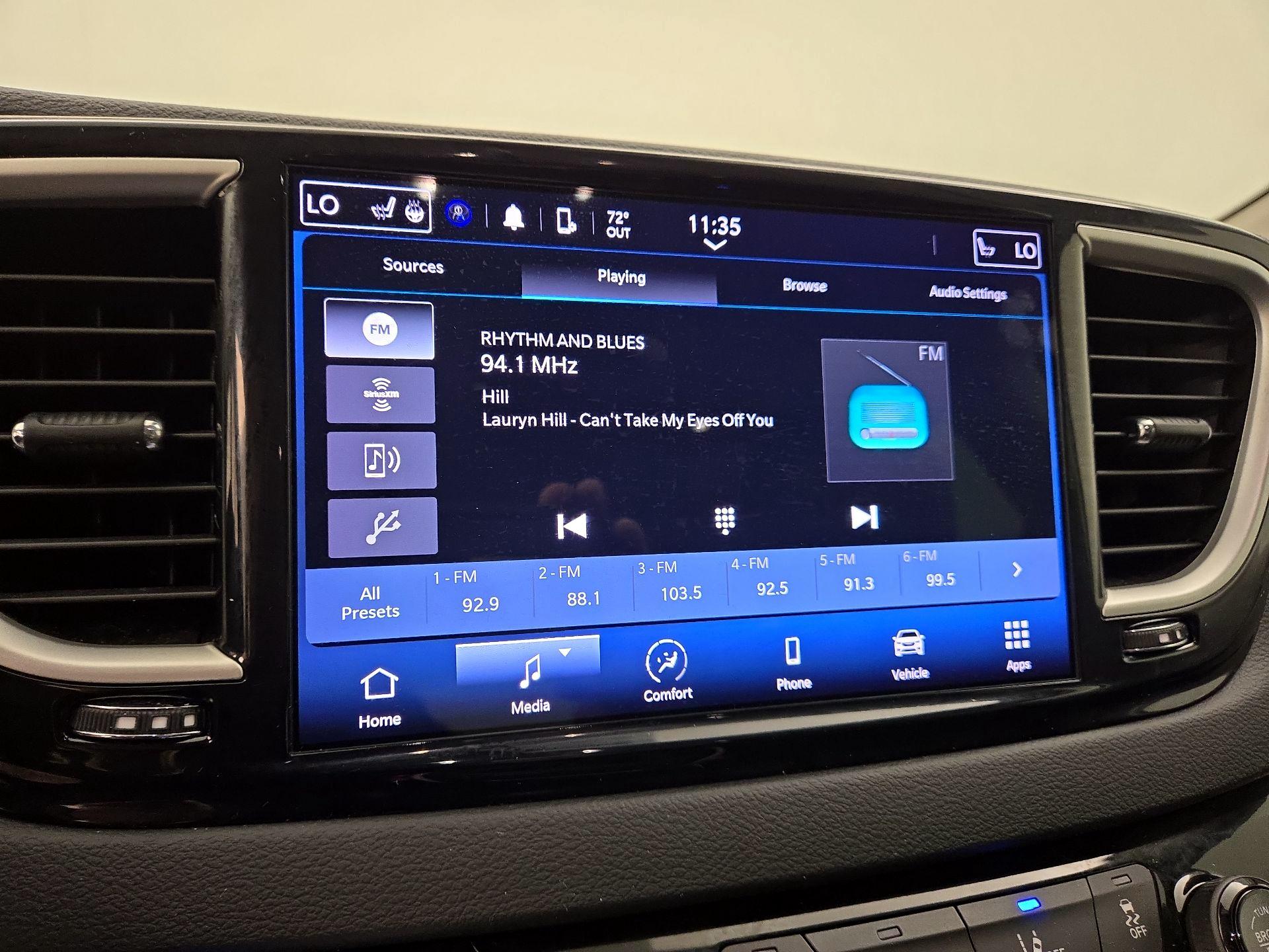 Thumbnail: 2023 Chrysler Pacifica - 15