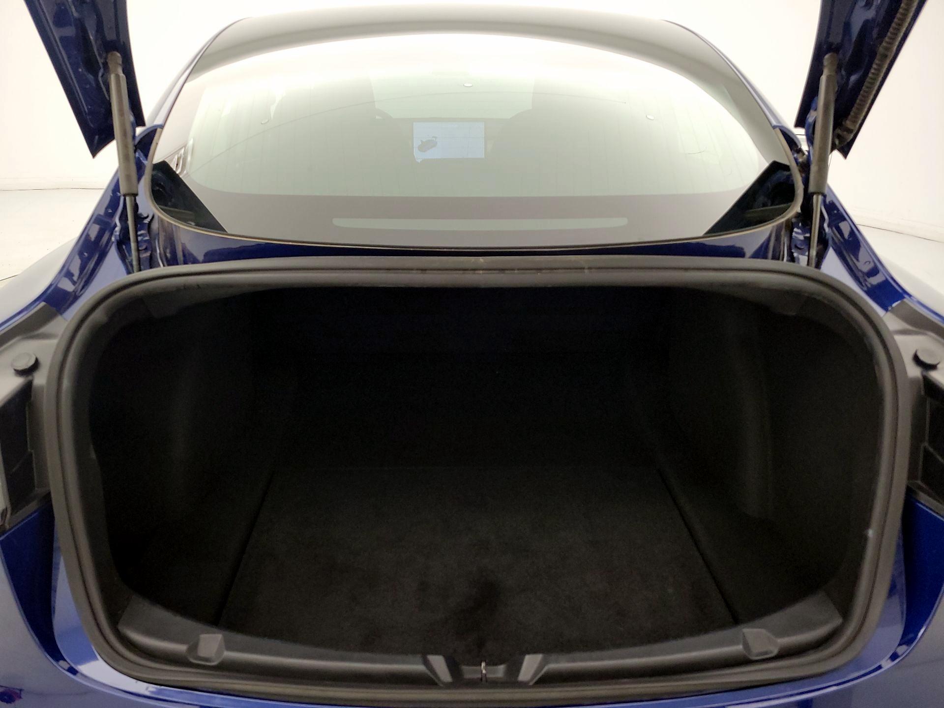Thumbnail: 2020 Tesla Model 3 - 20