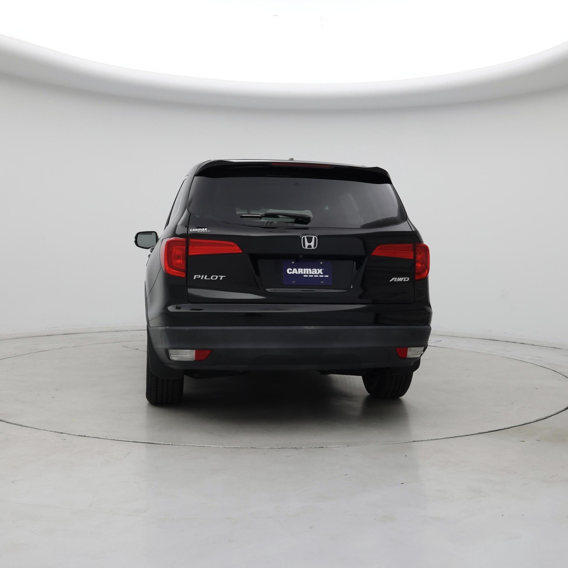 Thumbnail: 2017 Honda Pilot - 6