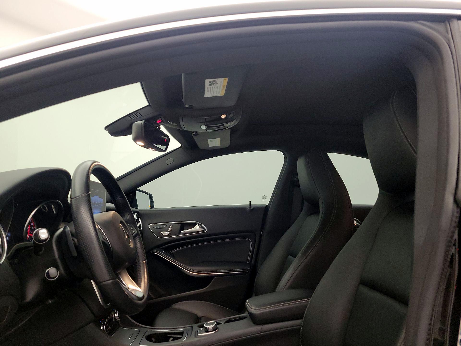 Thumbnail: 2019 Mercedes-Benz CLA - 19