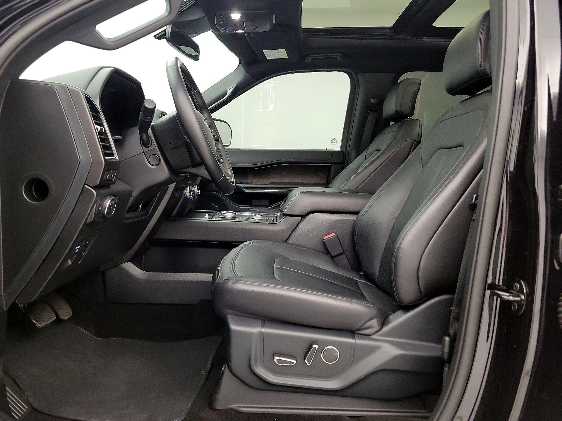 Thumbnail: 2020 Ford Expedition - 11