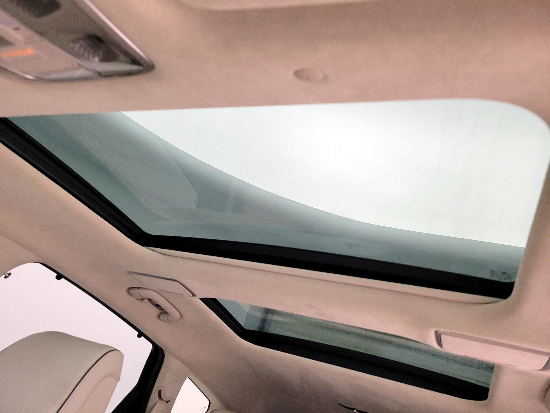 Thumbnail: 2021 Genesis GV80 - 20