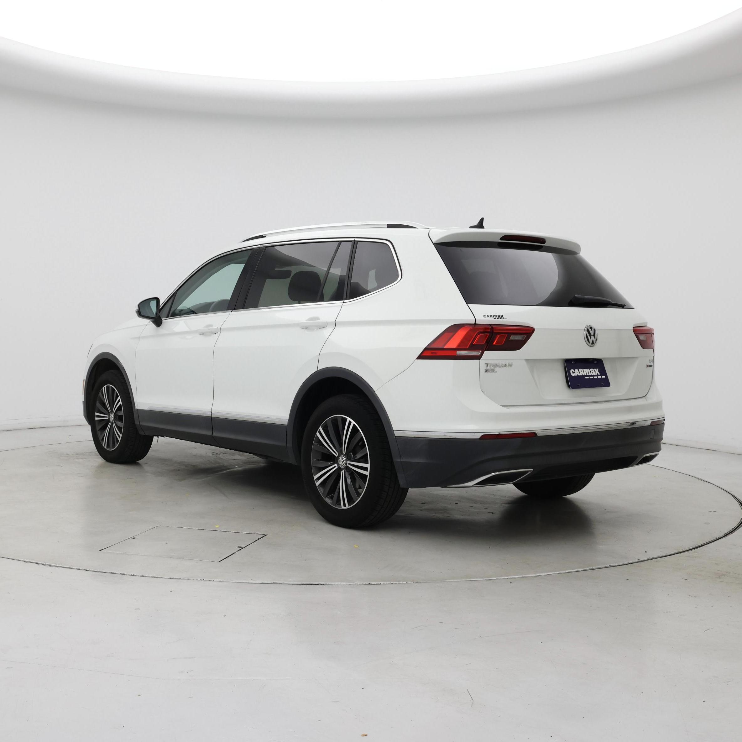 Thumbnail: 2018 Volkswagen Tiguan - 2