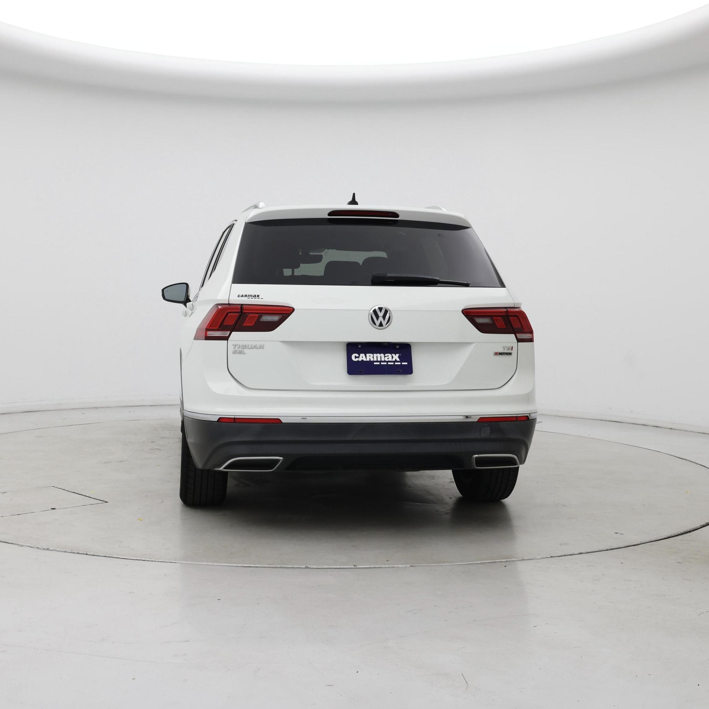 Thumbnail: 2018 Volkswagen Tiguan - 6
