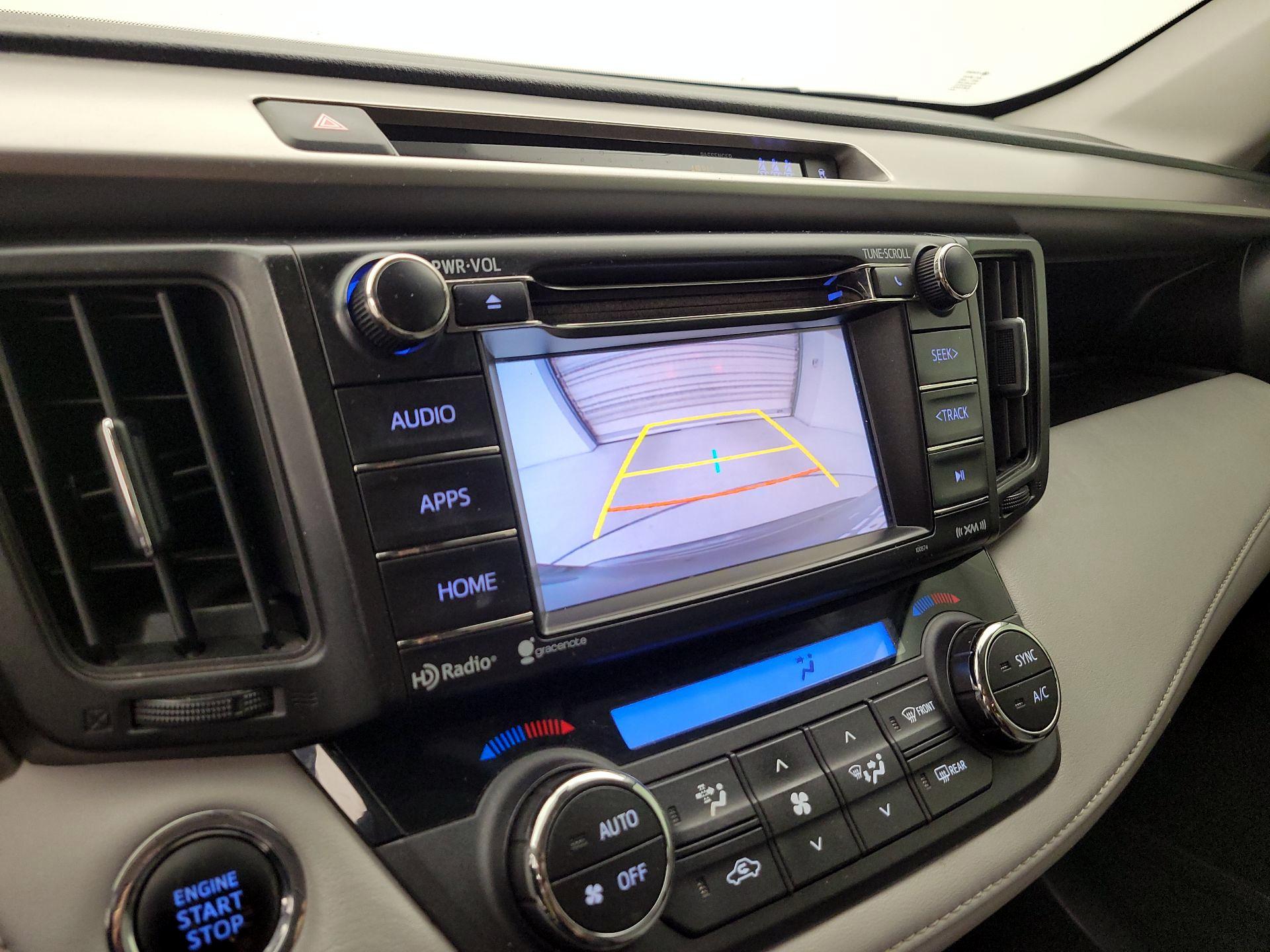 Thumbnail: 2018 Toyota RAV4 - 15