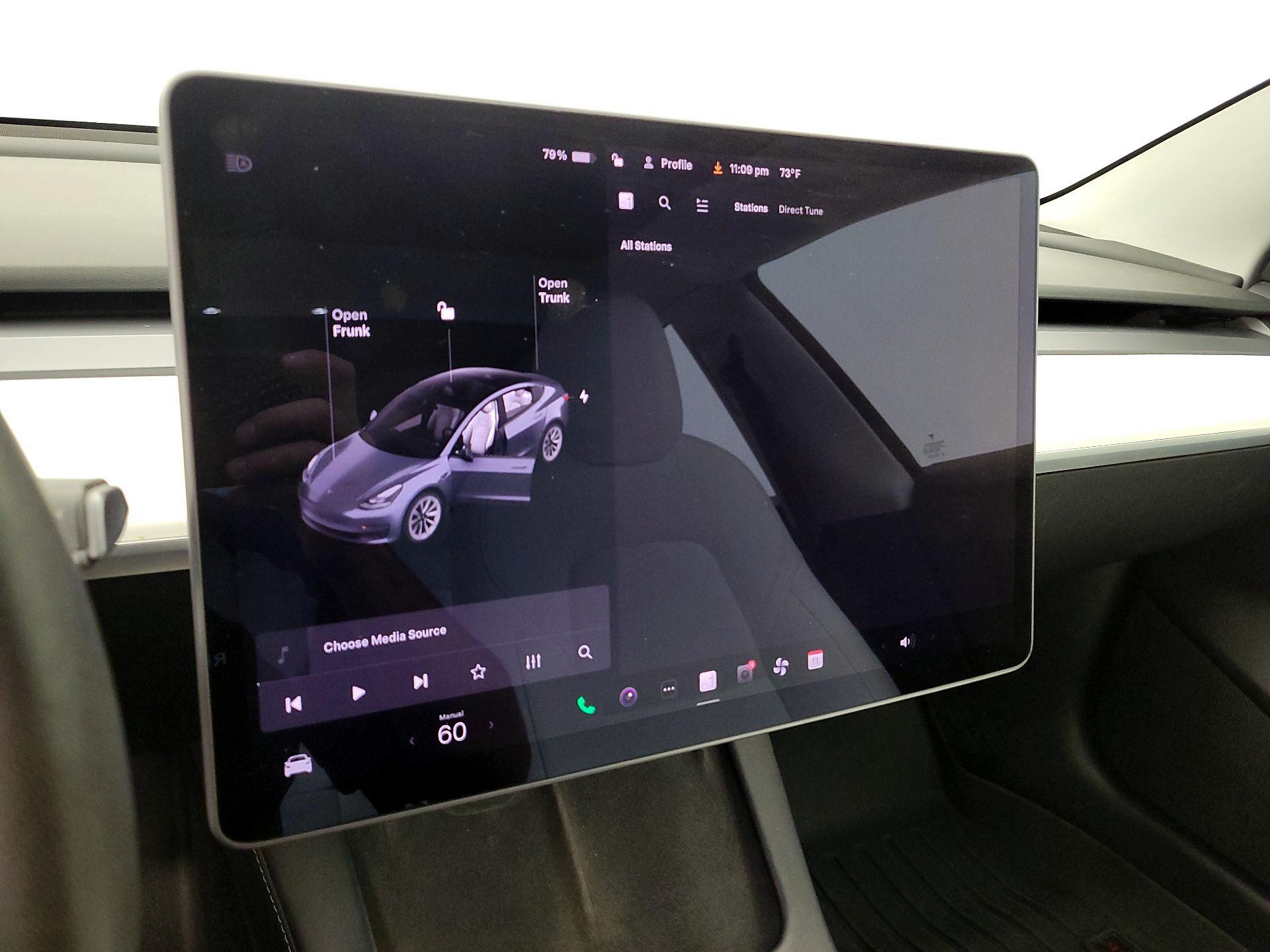 Thumbnail: 2021 Tesla Model 3 - 15