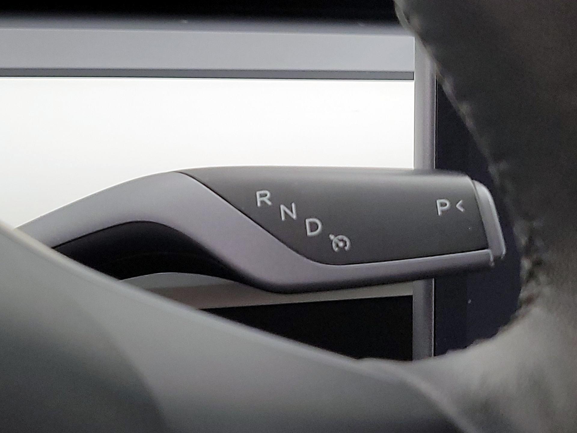 Thumbnail: 2021 Tesla Model 3 - 17