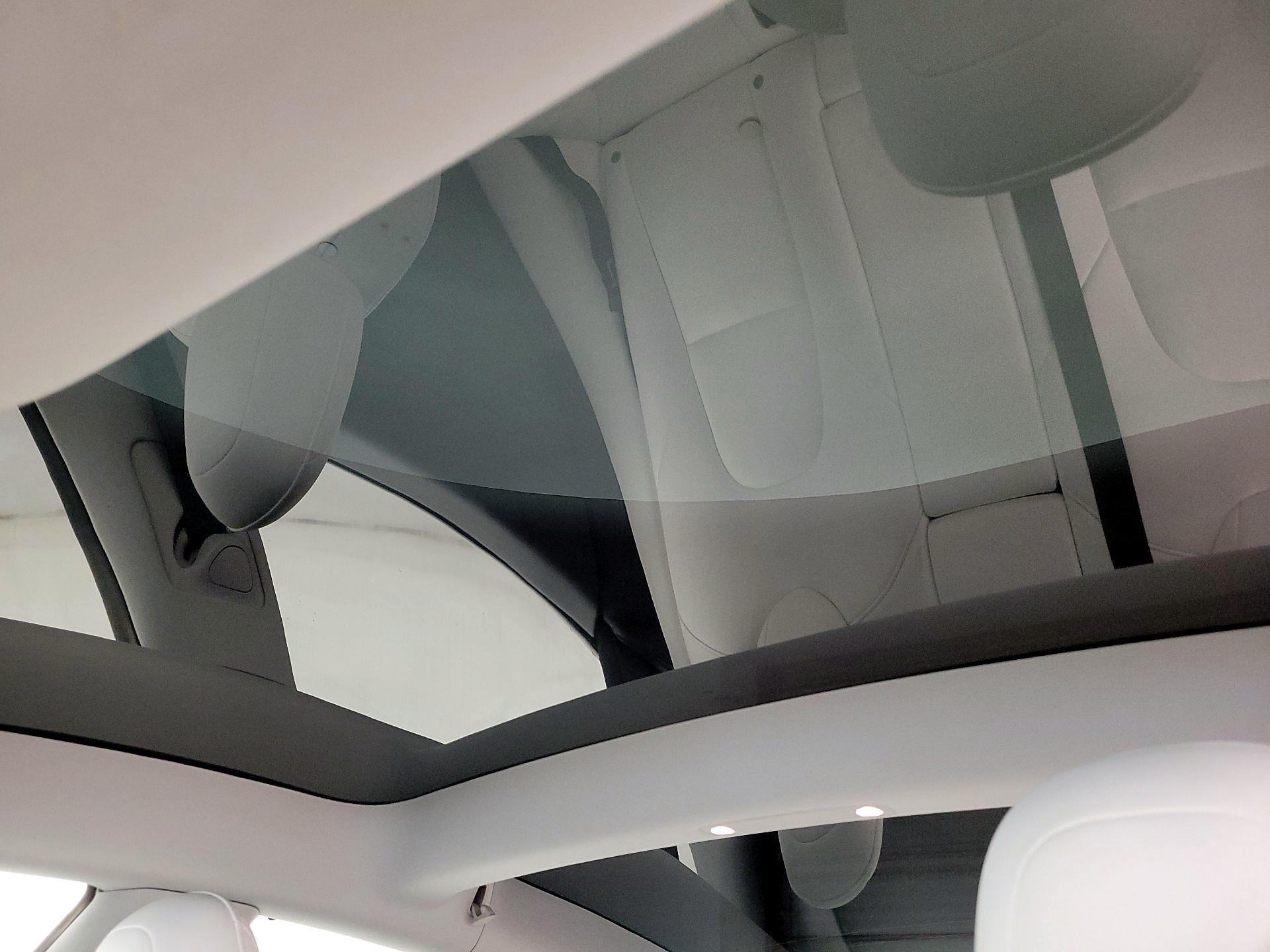 Thumbnail: 2021 Tesla Model 3 - 18