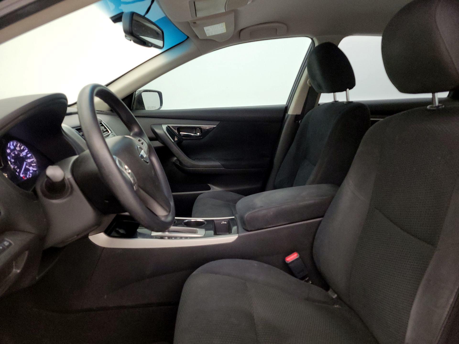 Thumbnail: 2014 Nissan Altima - 11