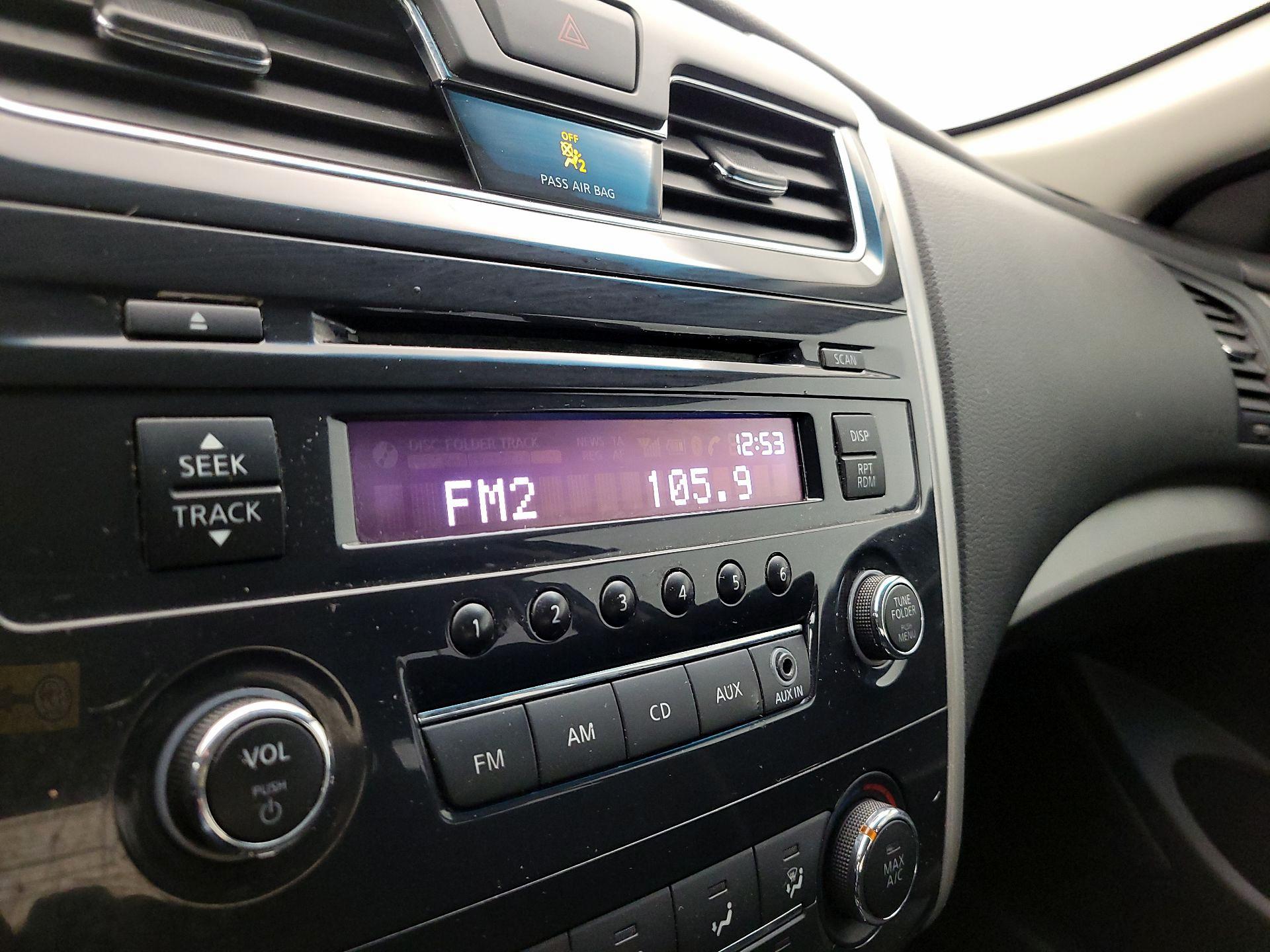 Thumbnail: 2014 Nissan Altima - 15