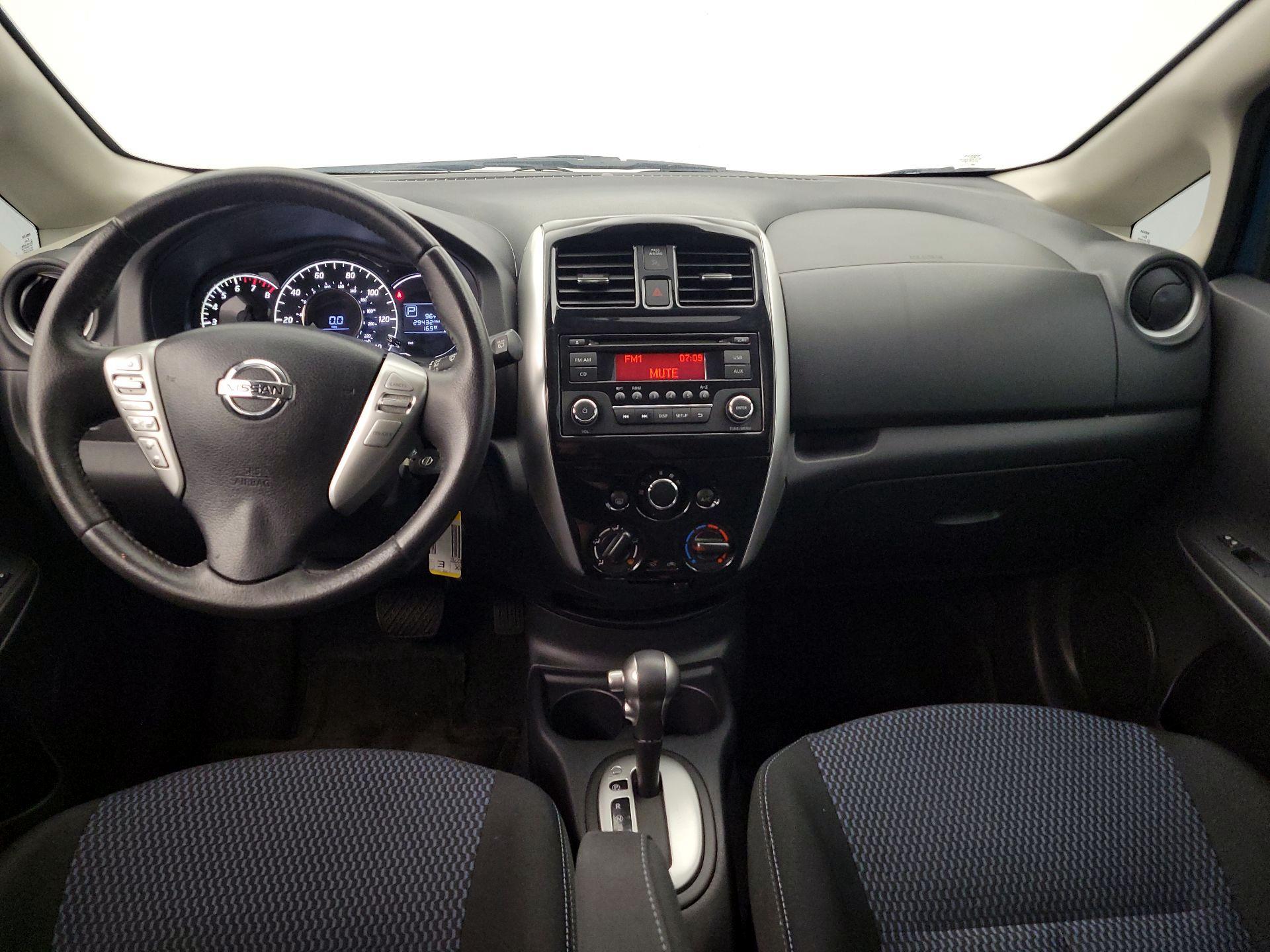 Thumbnail: 2015 Nissan Versa Note - 9