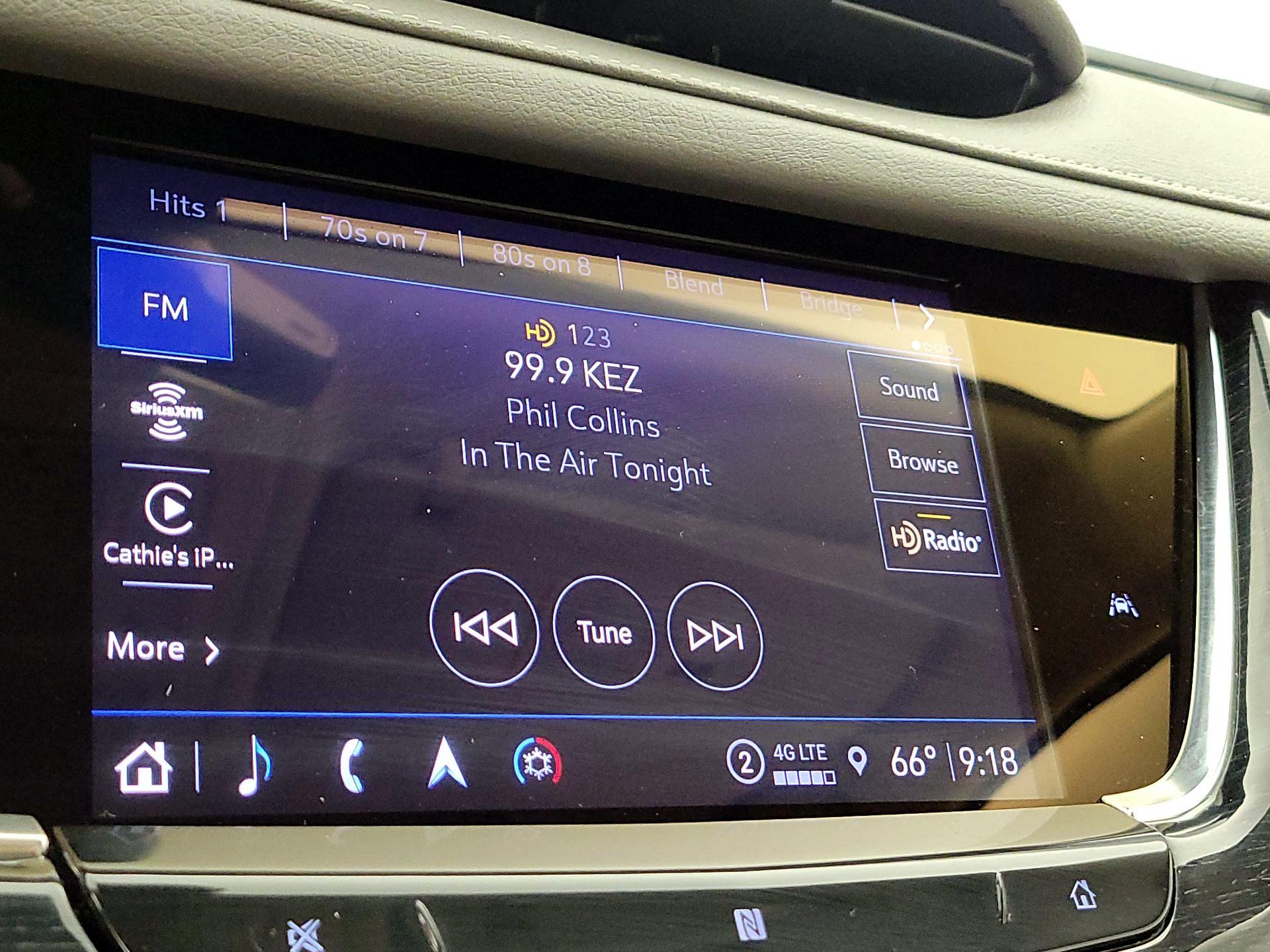Thumbnail: 2021 Cadillac XT6 - 16
