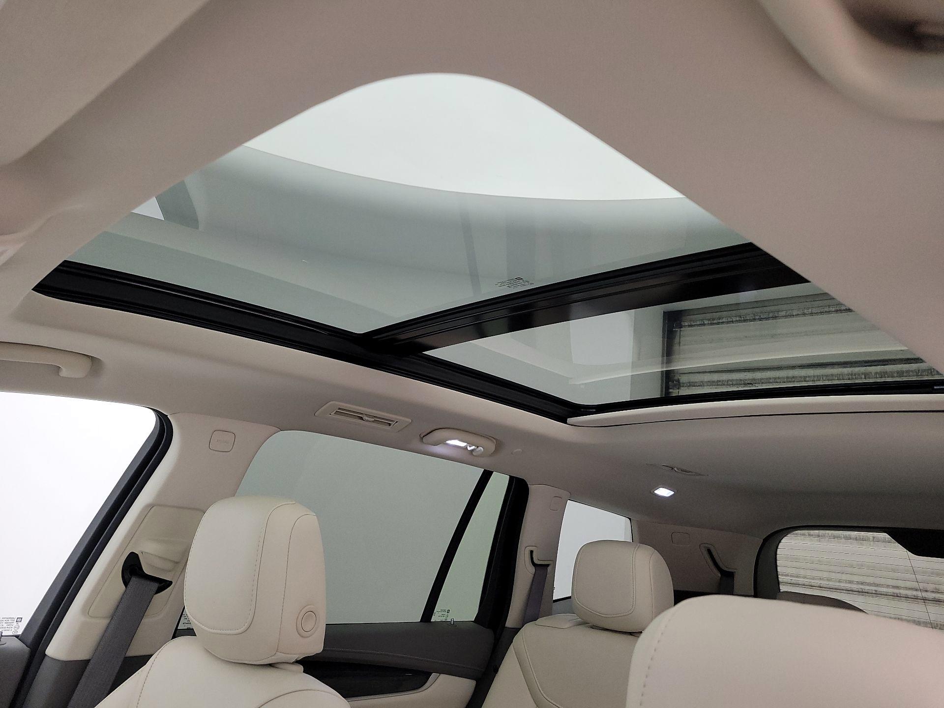 Thumbnail: 2021 Cadillac XT6 - 19
