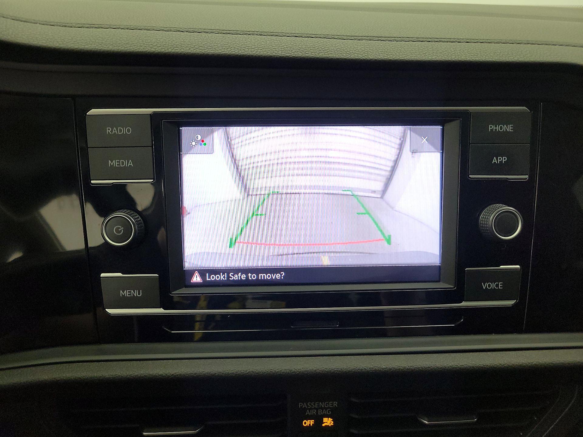 Thumbnail: 2022 Volkswagen Jetta - 14