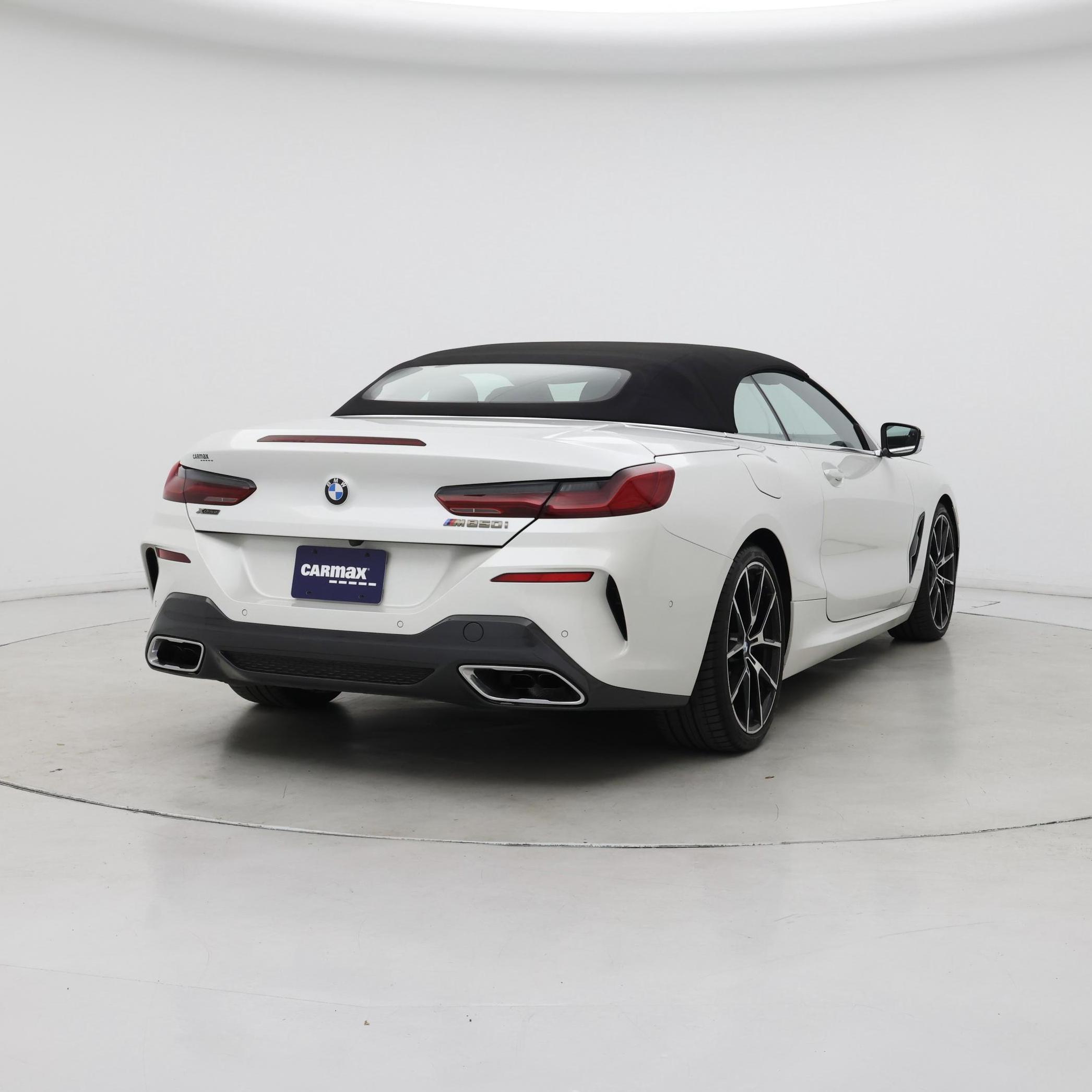 Thumbnail: 2019 BMW 8 Series - 8