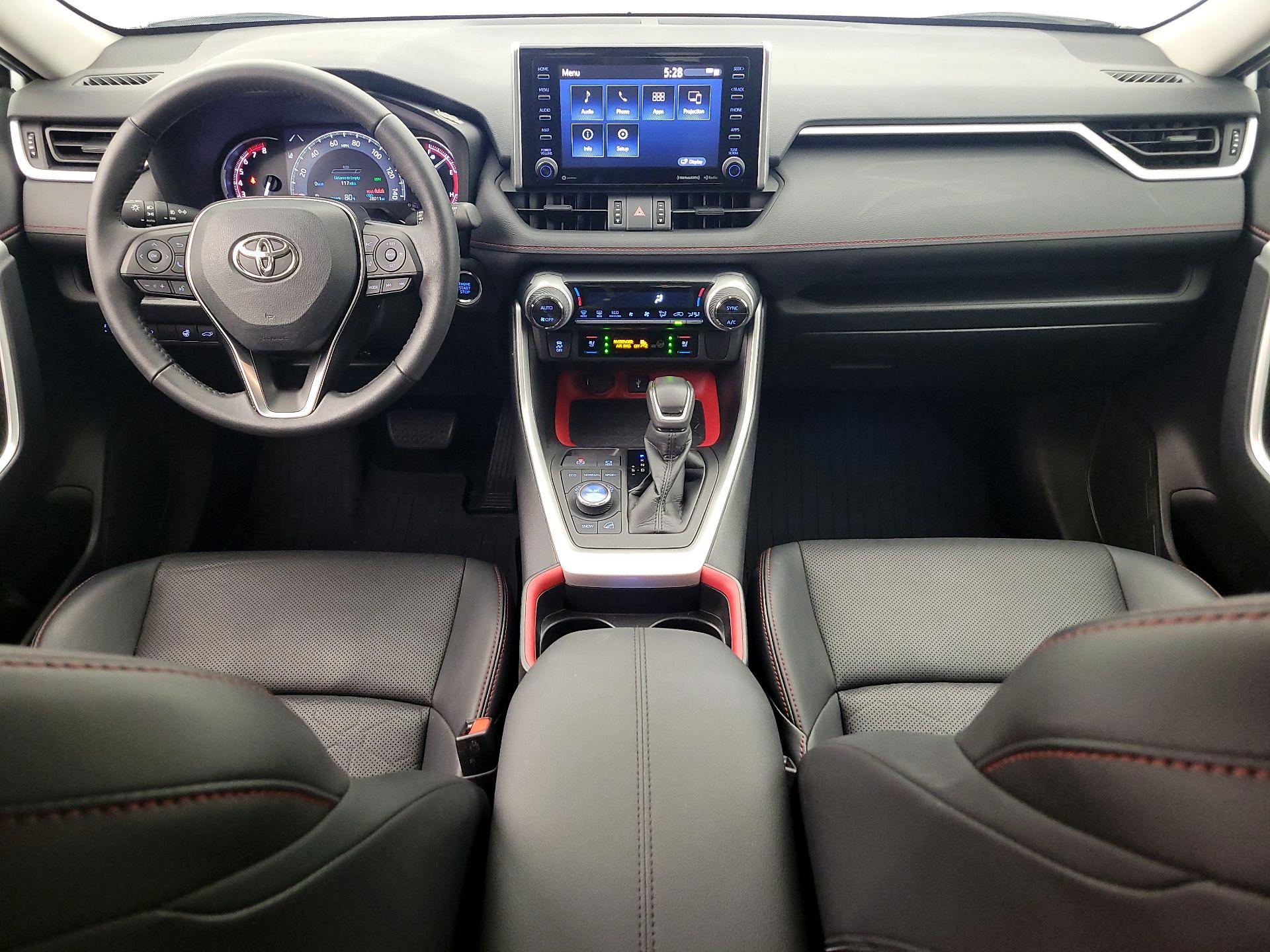 Thumbnail: 2021 Toyota RAV4 - 9