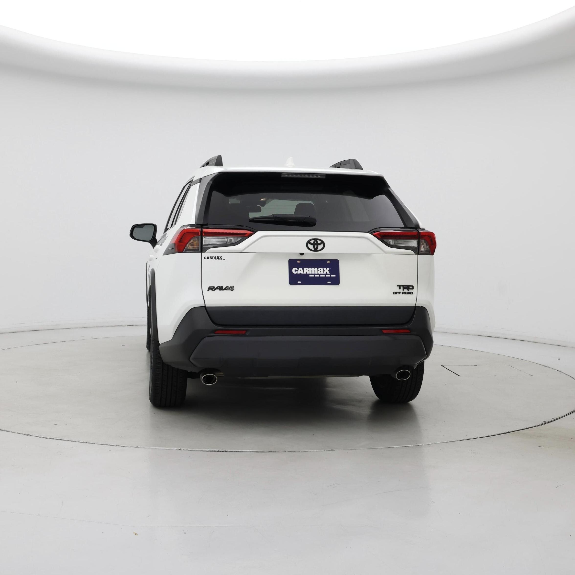 Thumbnail: 2021 Toyota RAV4 - 6