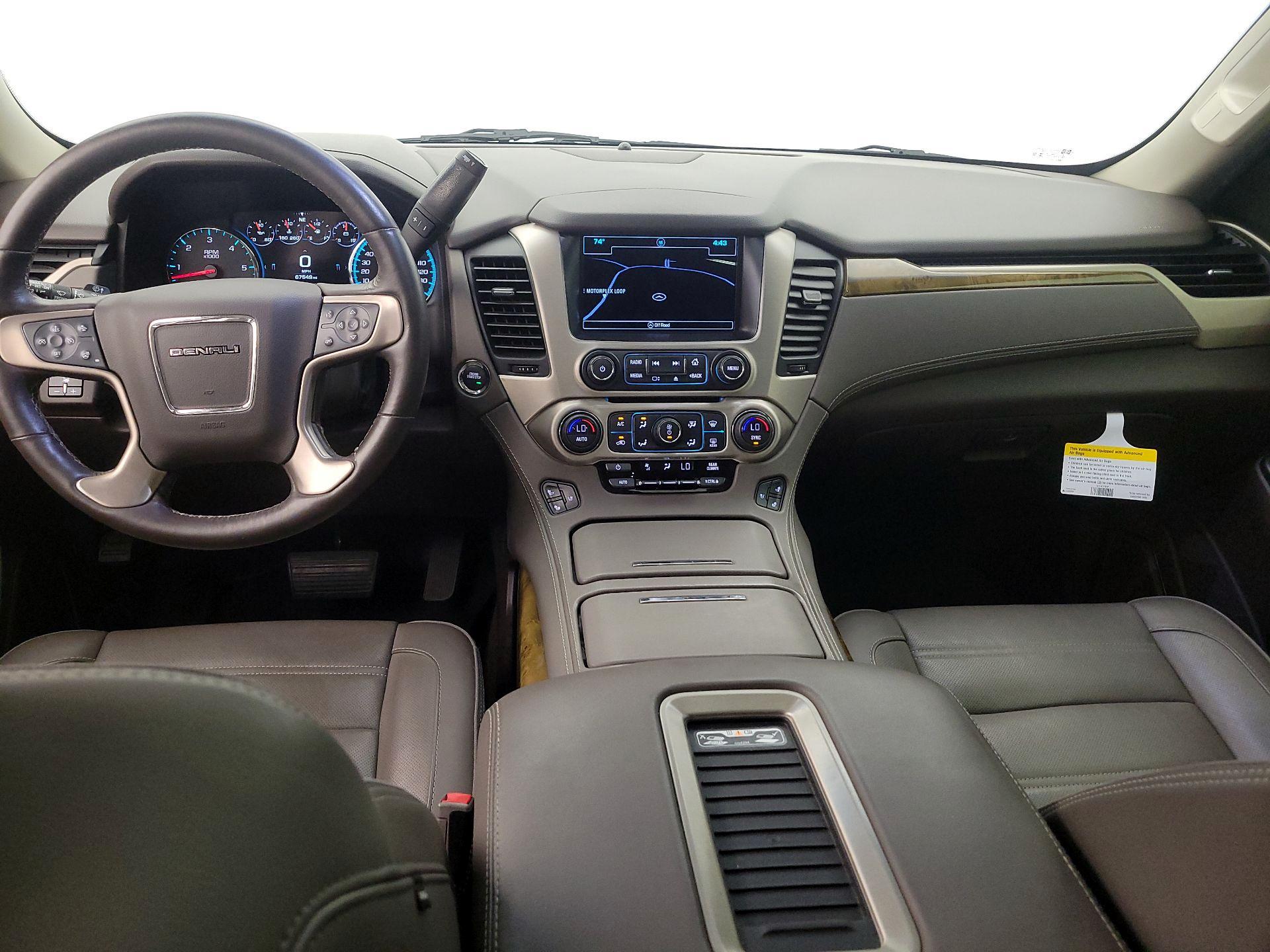 Thumbnail: 2017 GMC Yukon XL - 9
