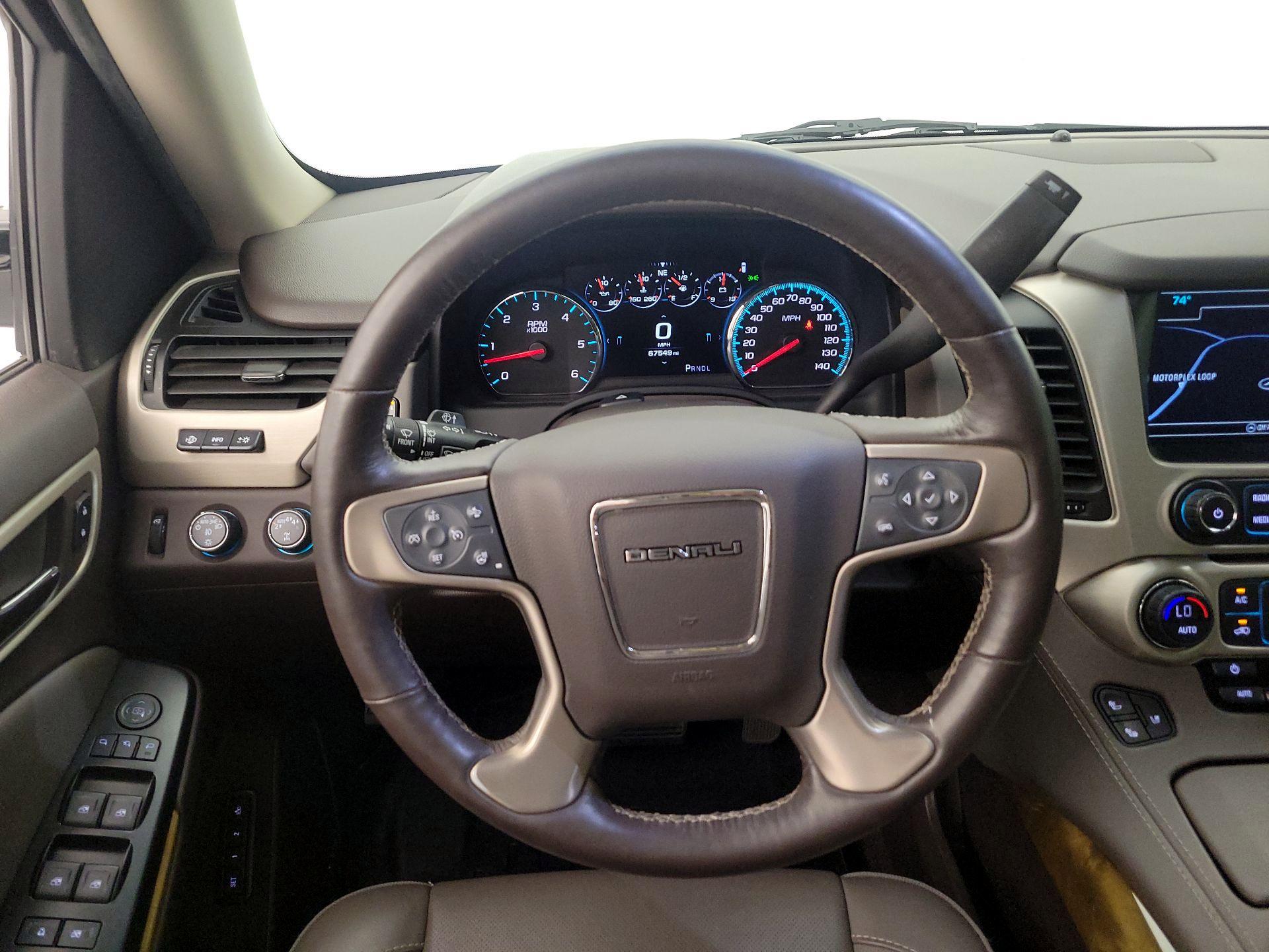 Thumbnail: 2017 GMC Yukon XL - 10