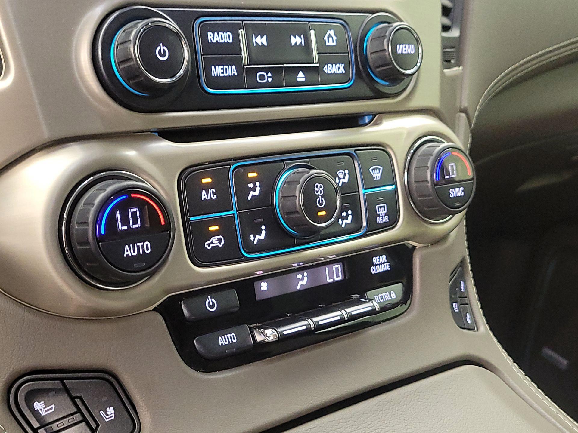 Thumbnail: 2017 GMC Yukon XL - 17