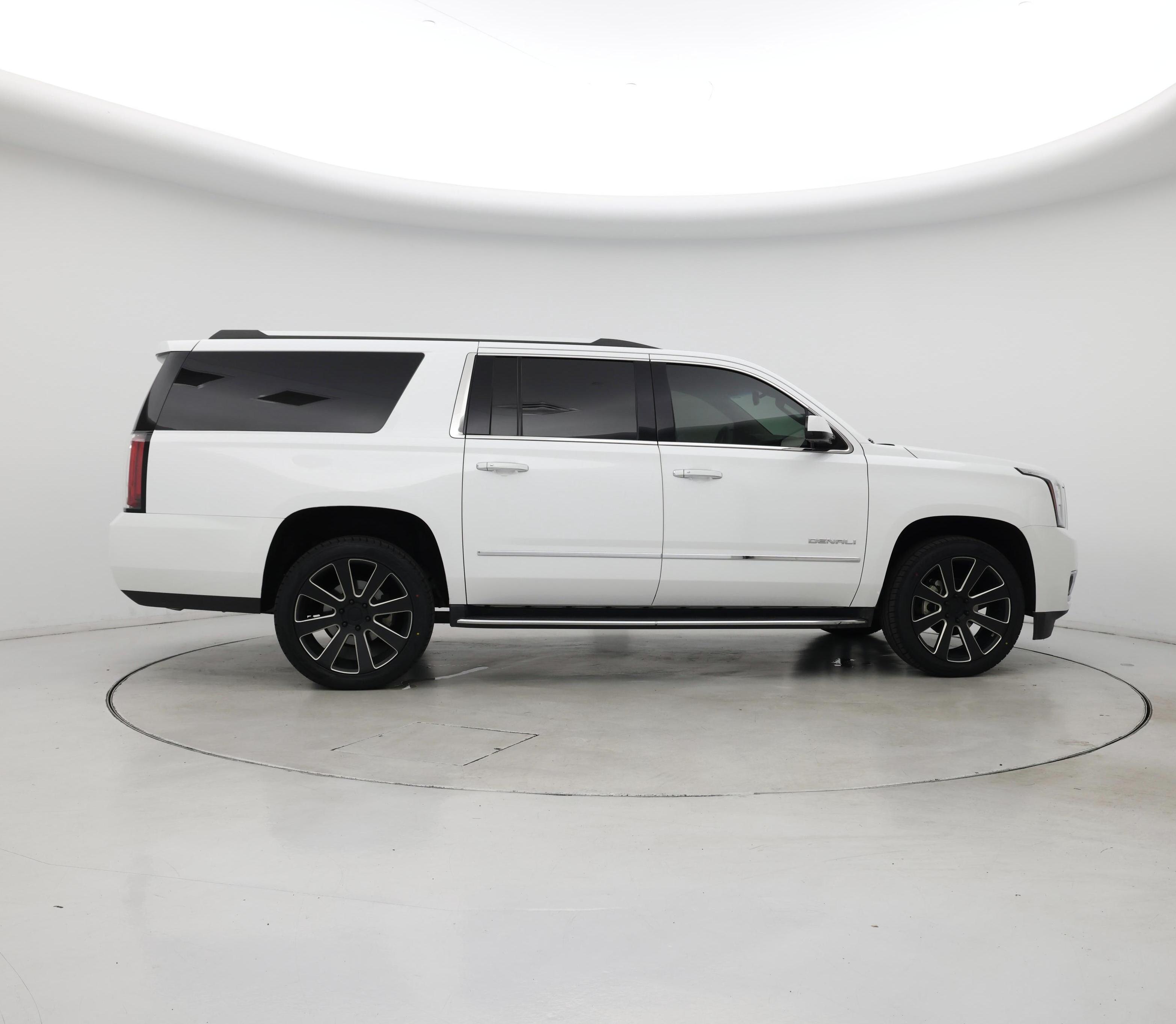 Thumbnail: 2017 GMC Yukon XL - 7