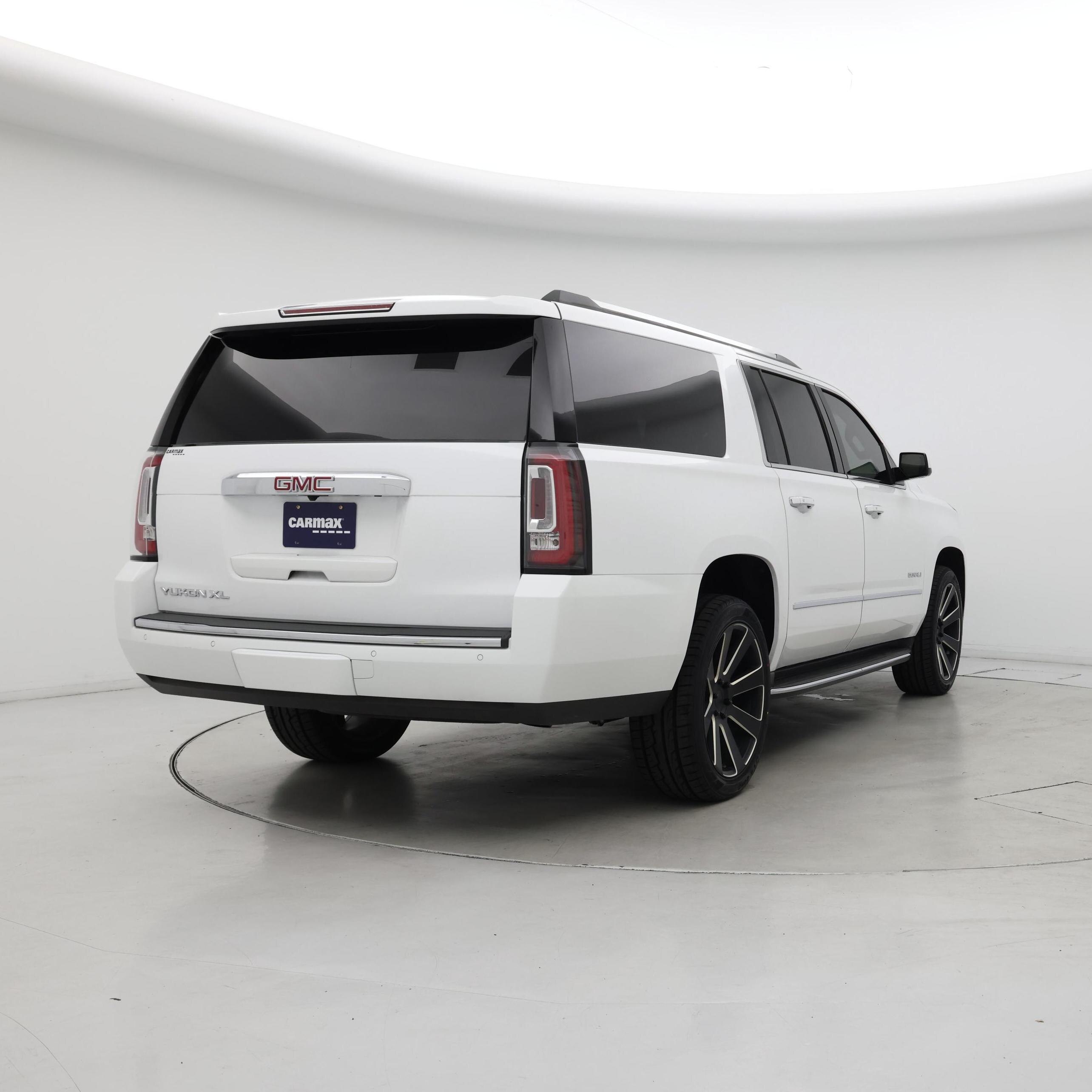 Thumbnail: 2017 GMC Yukon XL - 8