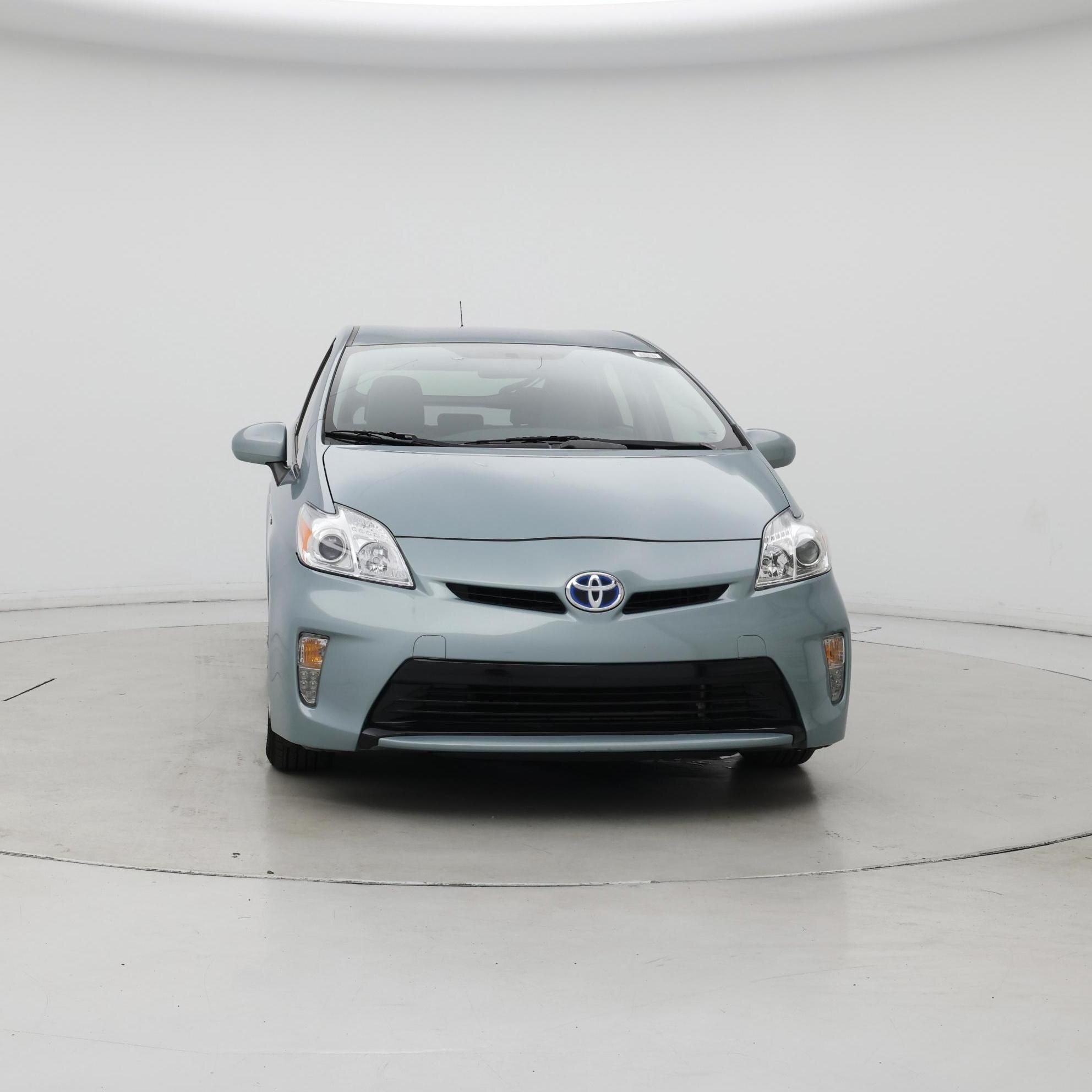 Thumbnail: 2015 Toyota Prius - 5