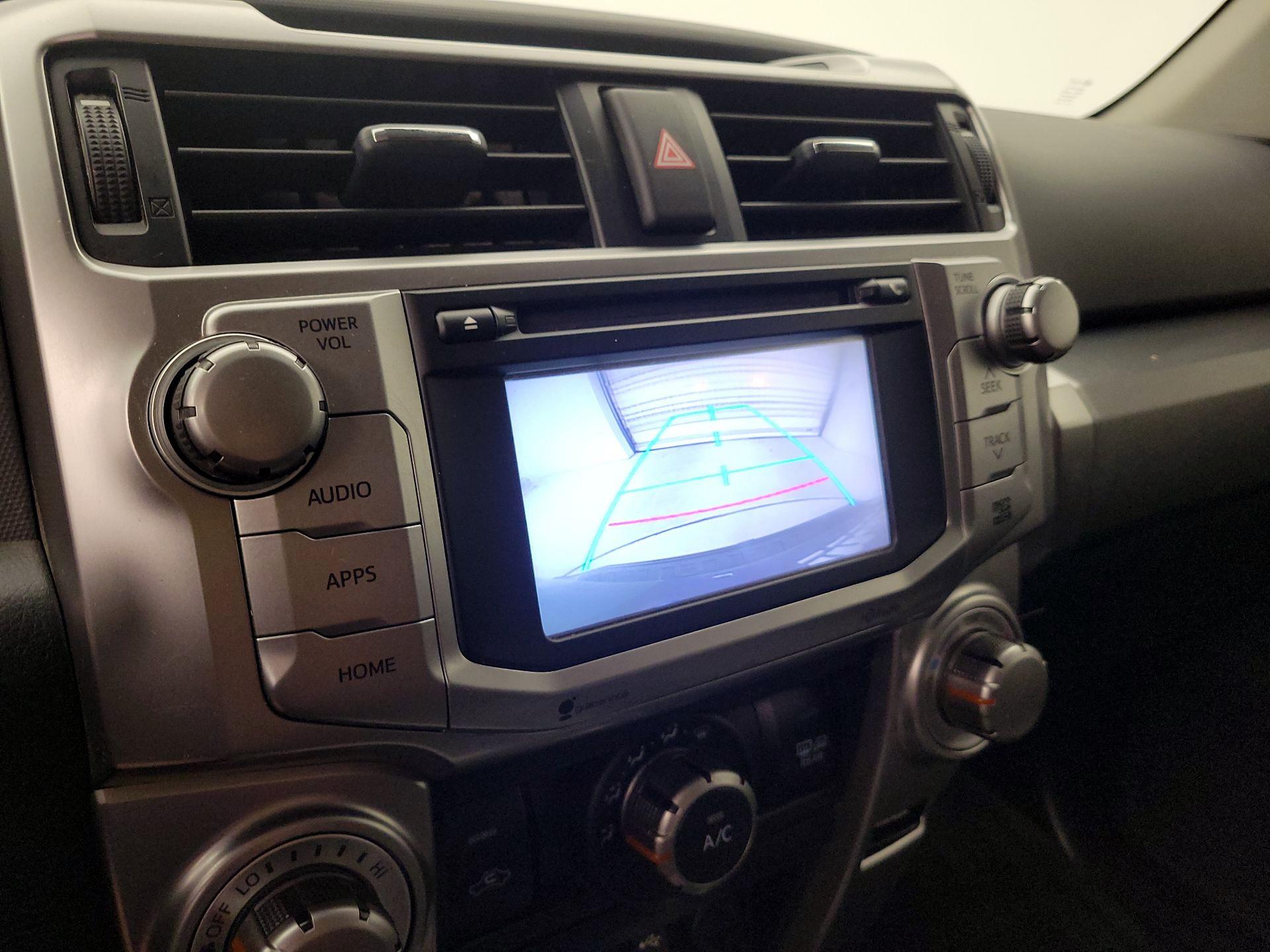 Thumbnail: 2015 Toyota 4Runner - 14