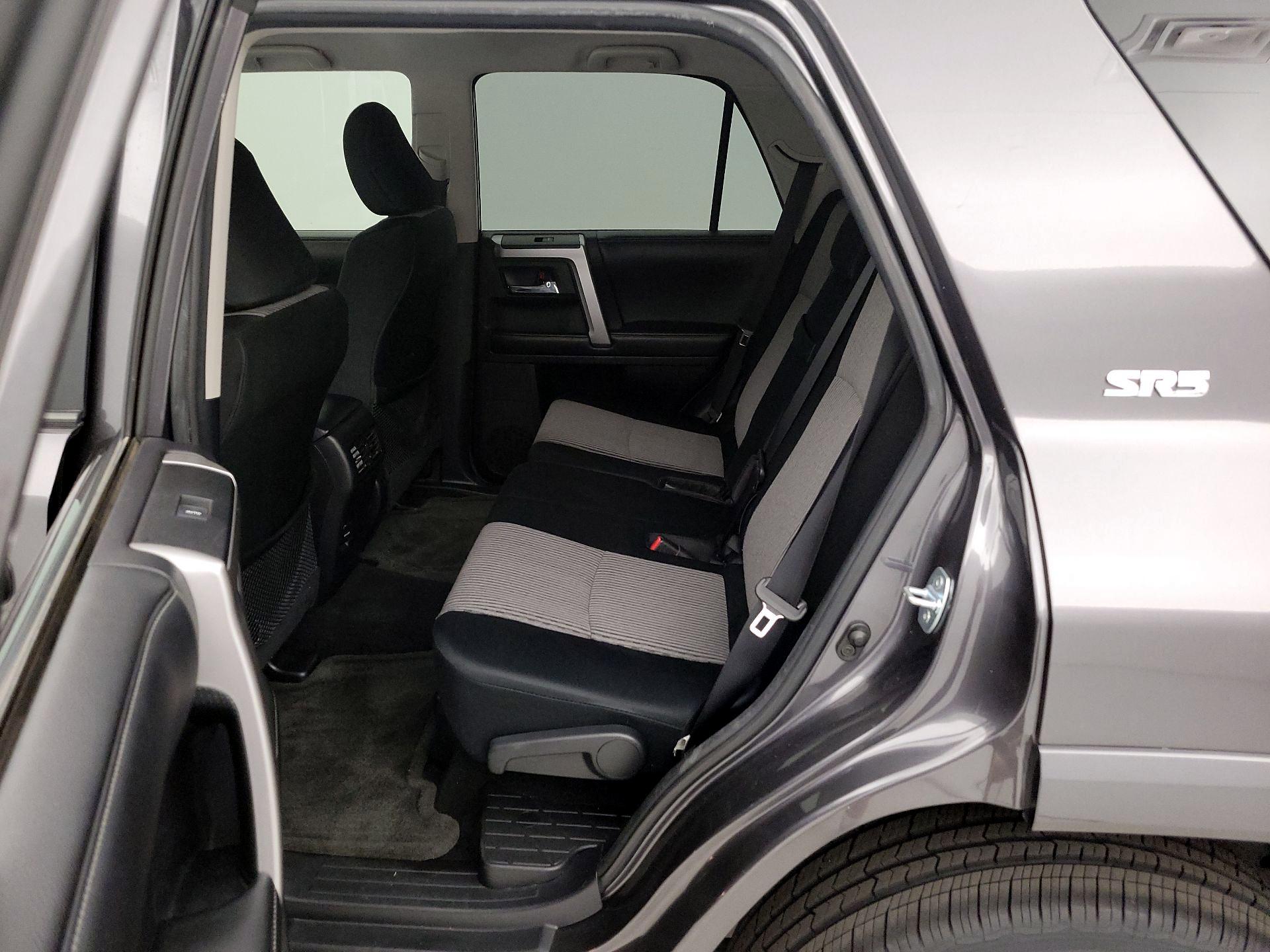 Thumbnail: 2015 Toyota 4Runner - 19