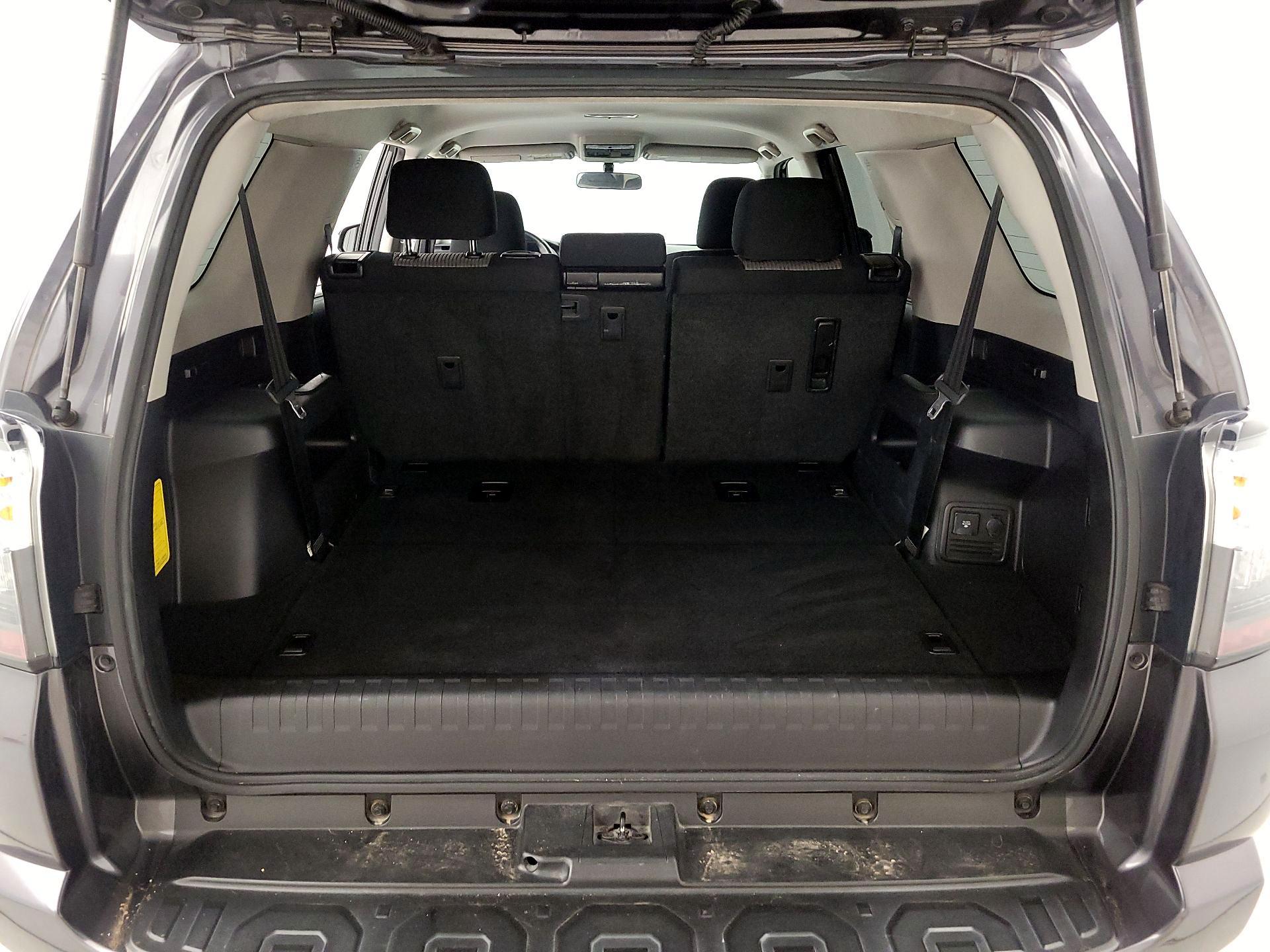 Thumbnail: 2015 Toyota 4Runner - 20