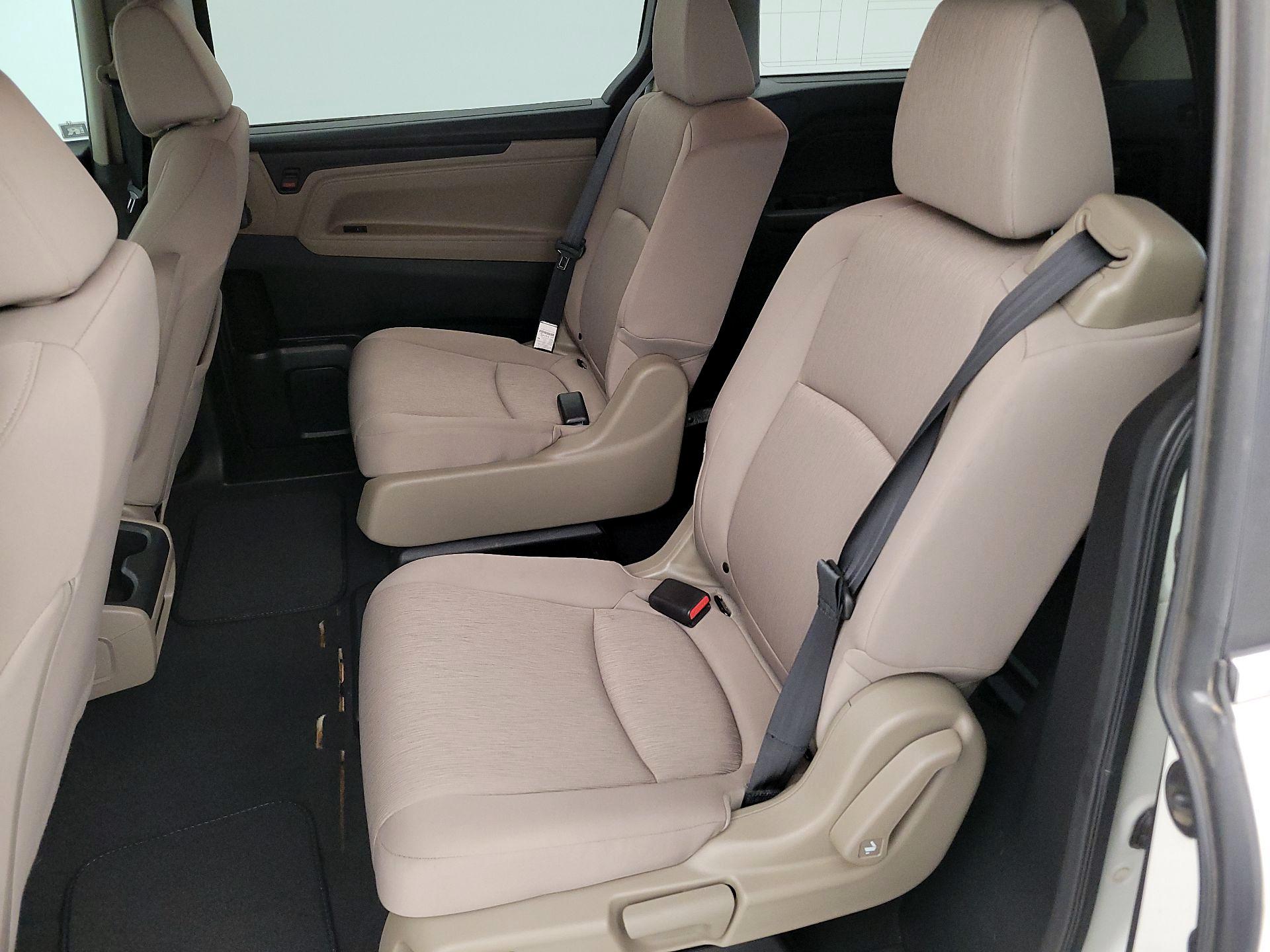 Thumbnail: 2018 Honda Odyssey - 19